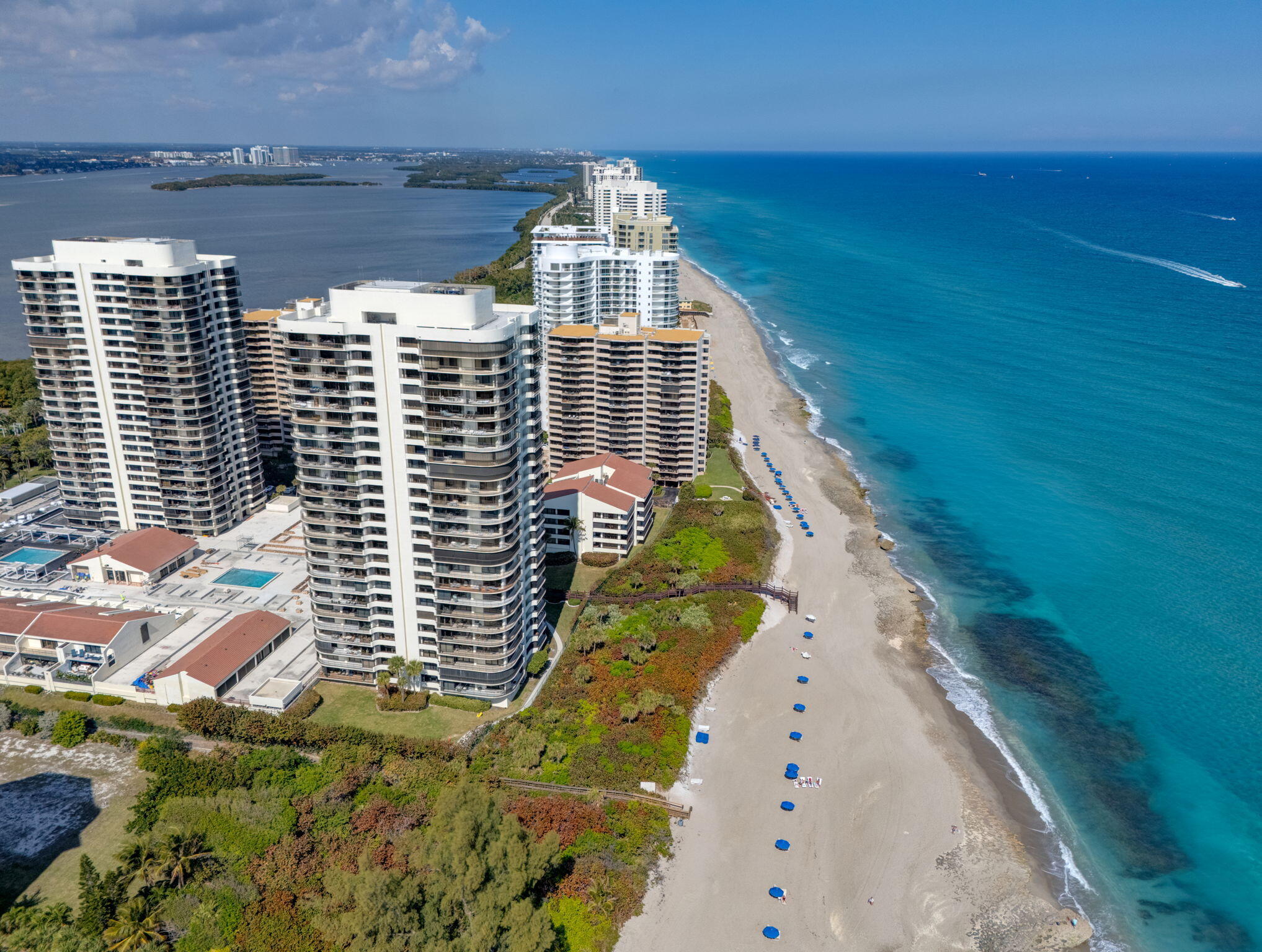 4000 N Ocean Drive 403 Property Photo 1