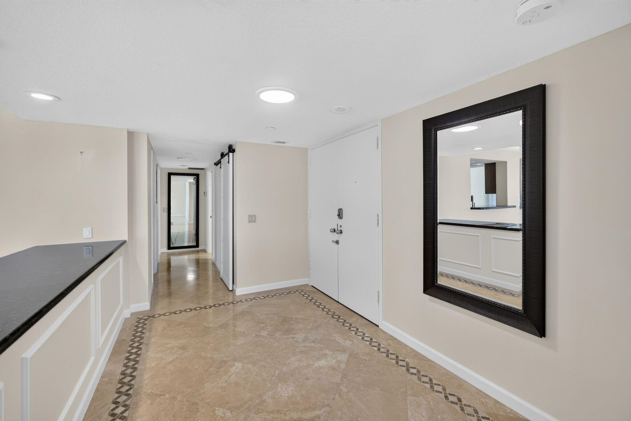 4000 N Ocean Drive 403 Property Photo 11