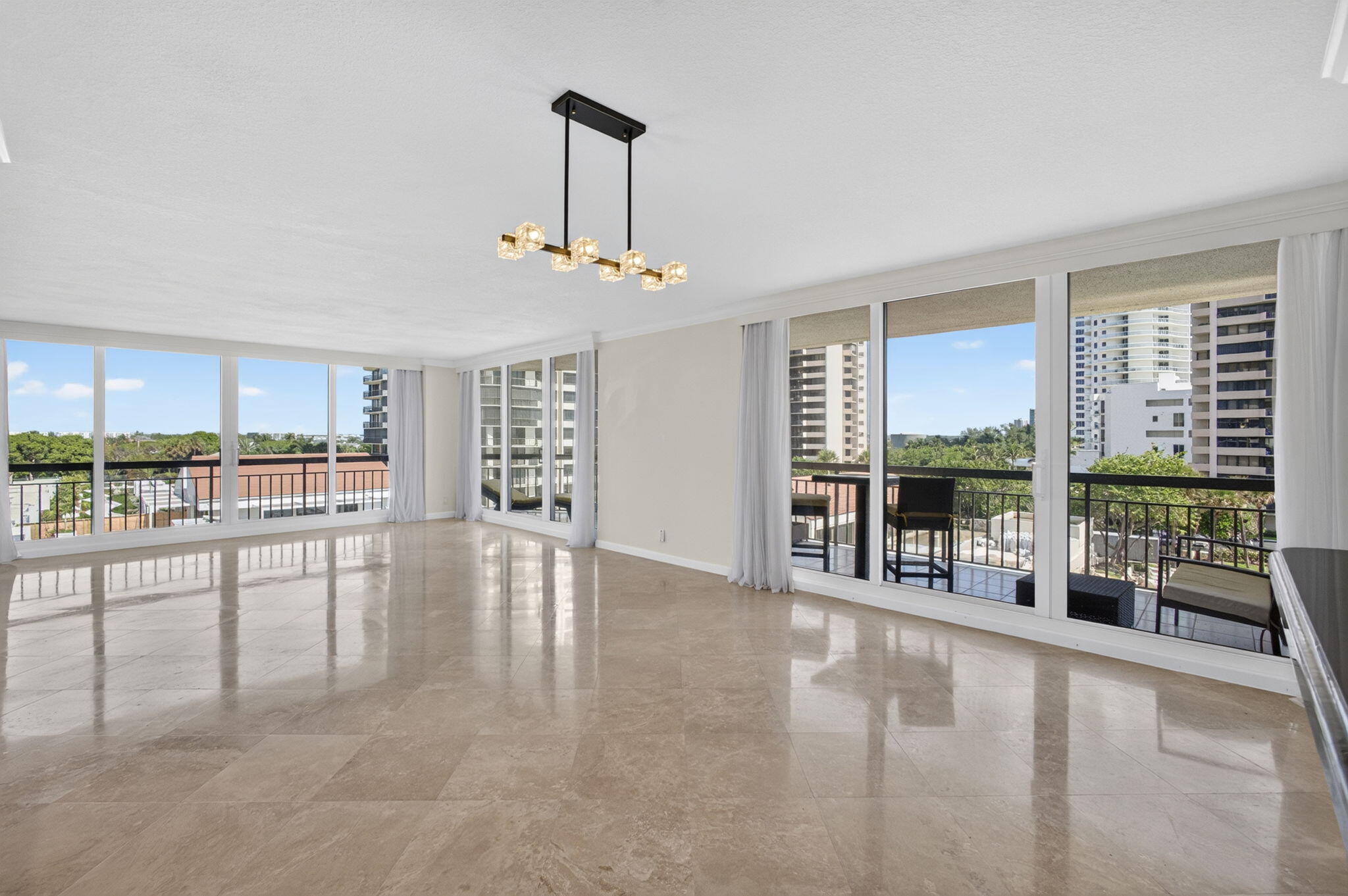 4000 N Ocean Drive 403 Property Photo 17