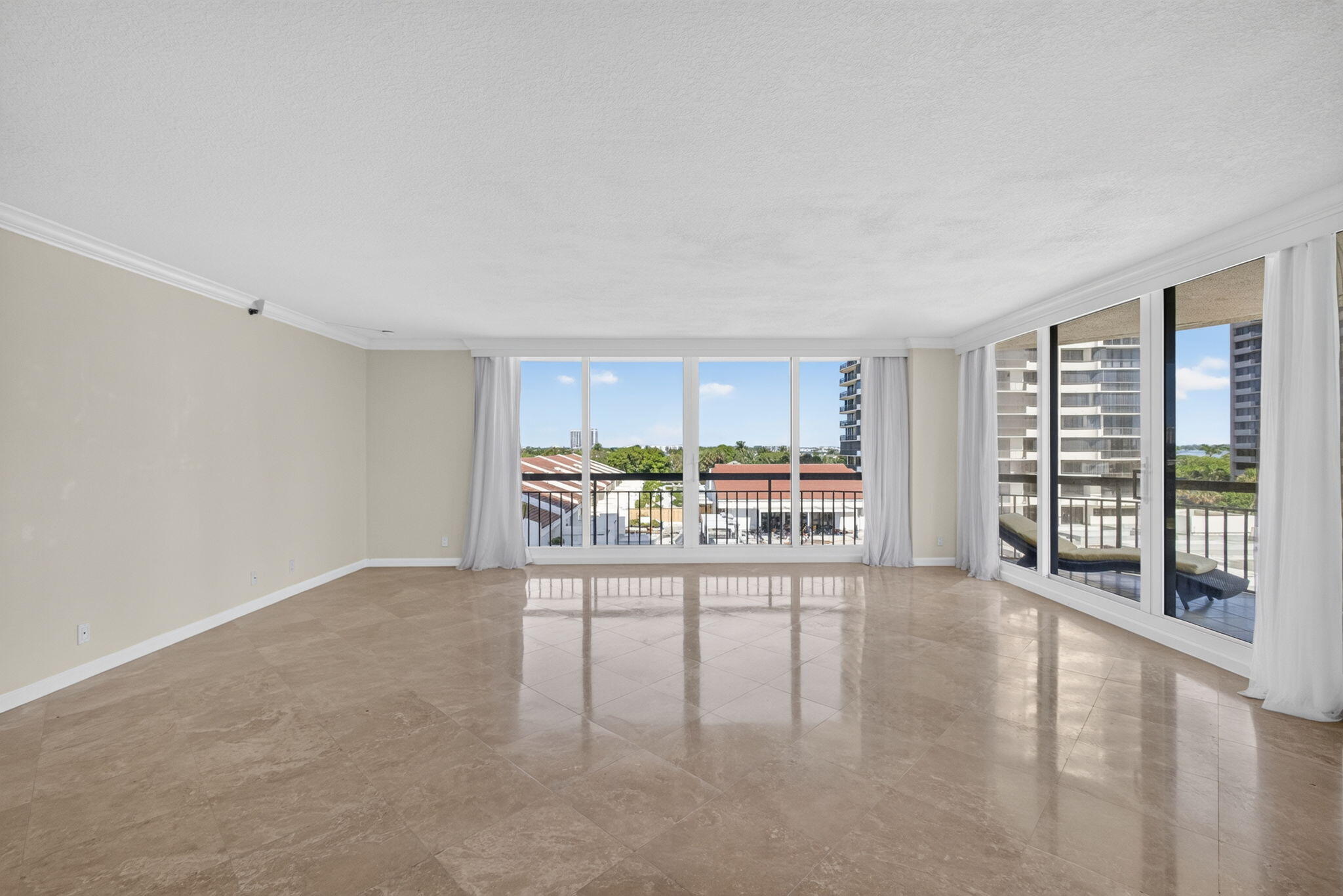 4000 N Ocean Drive 403 Property Photo 19