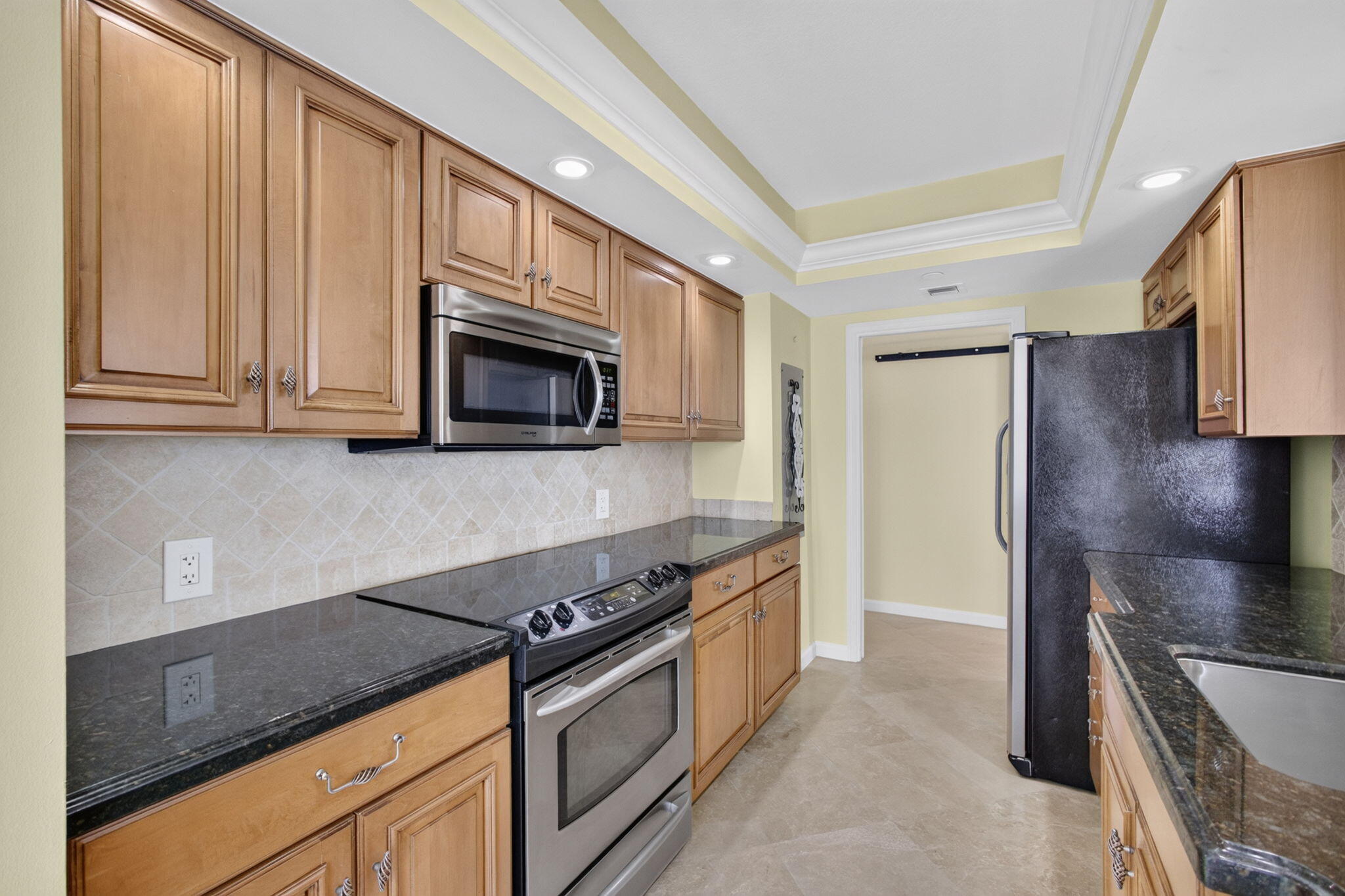 4000 N Ocean Drive 403 Property Photo 25
