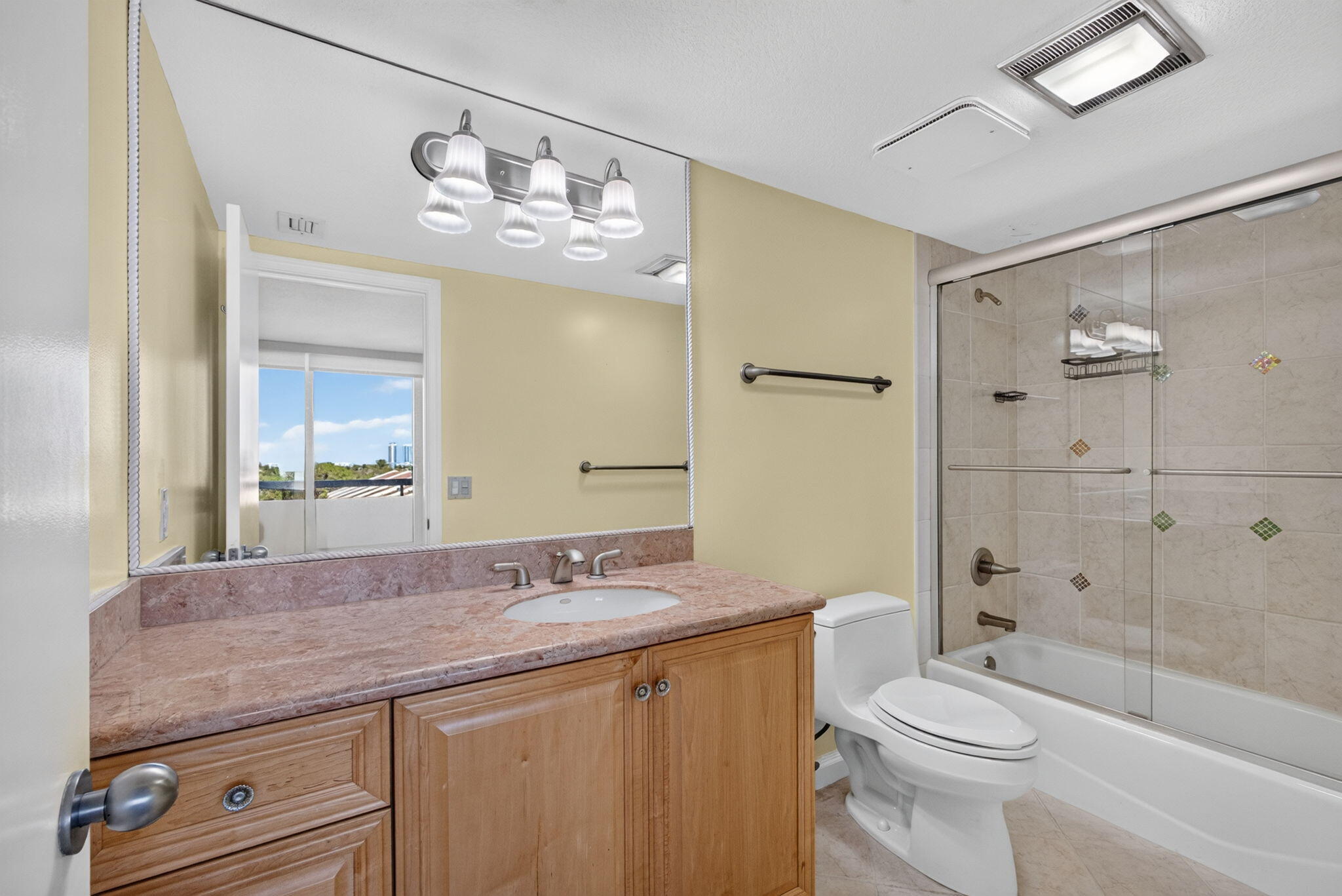 4000 N Ocean Drive 403 Property Photo 44