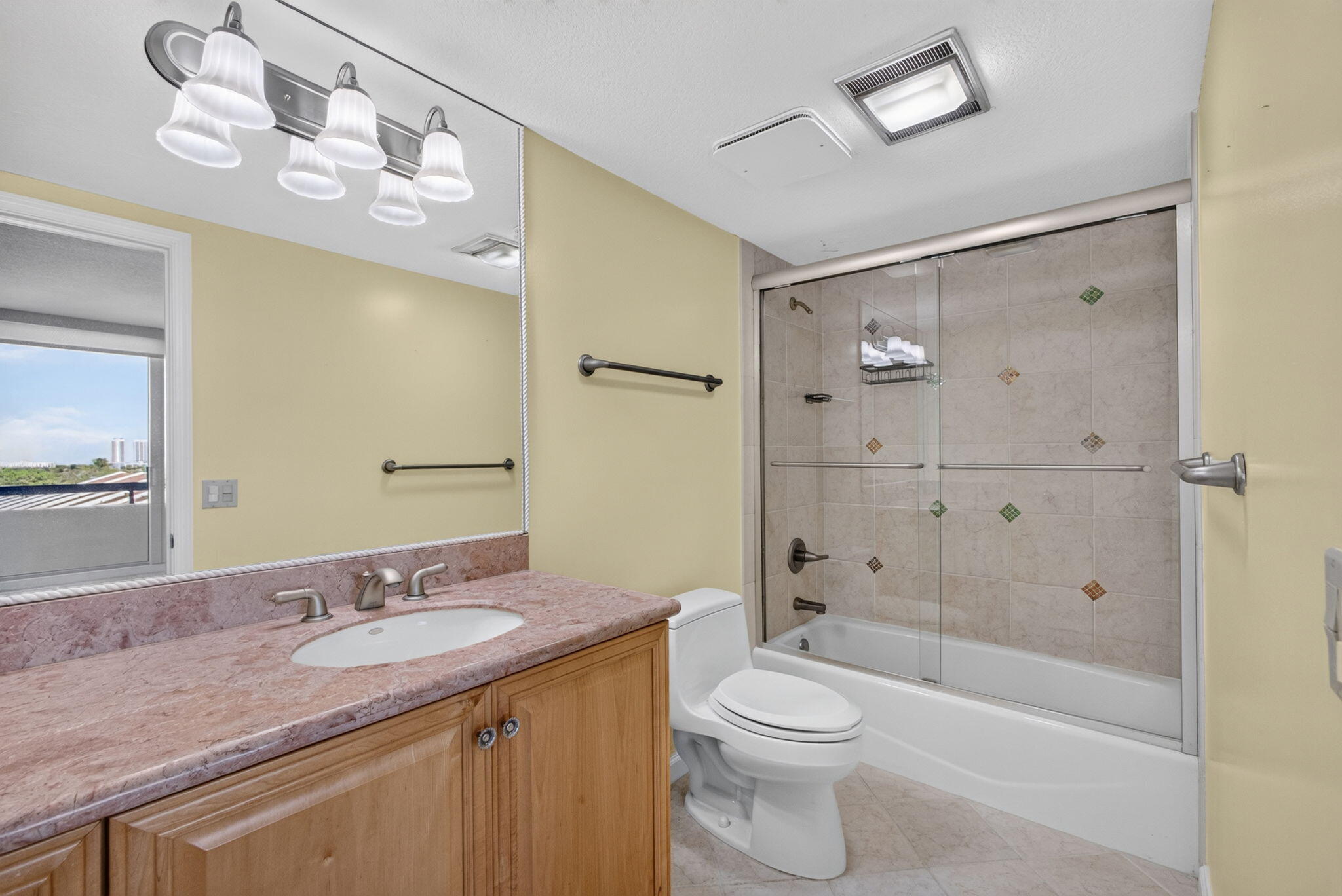 4000 N Ocean Drive 403 Property Photo 45