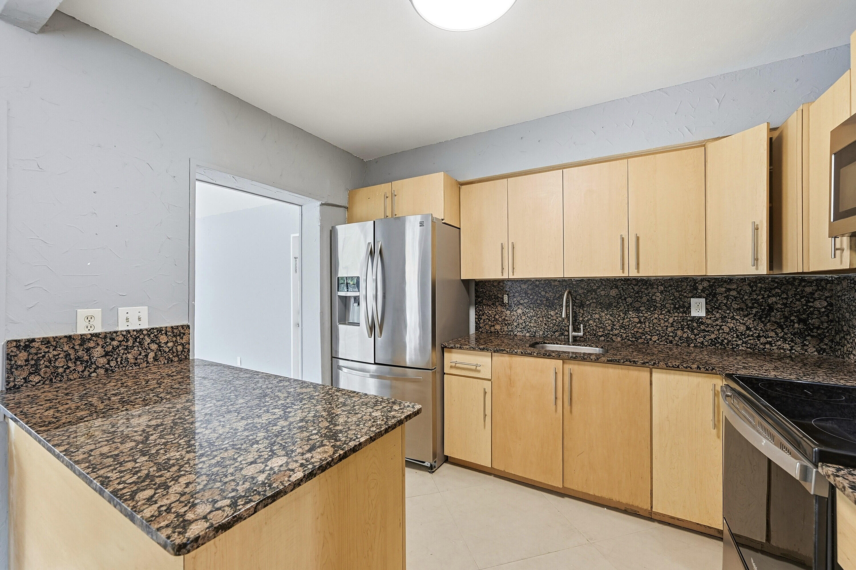 740 E Evanston Circle E Property Photo 18