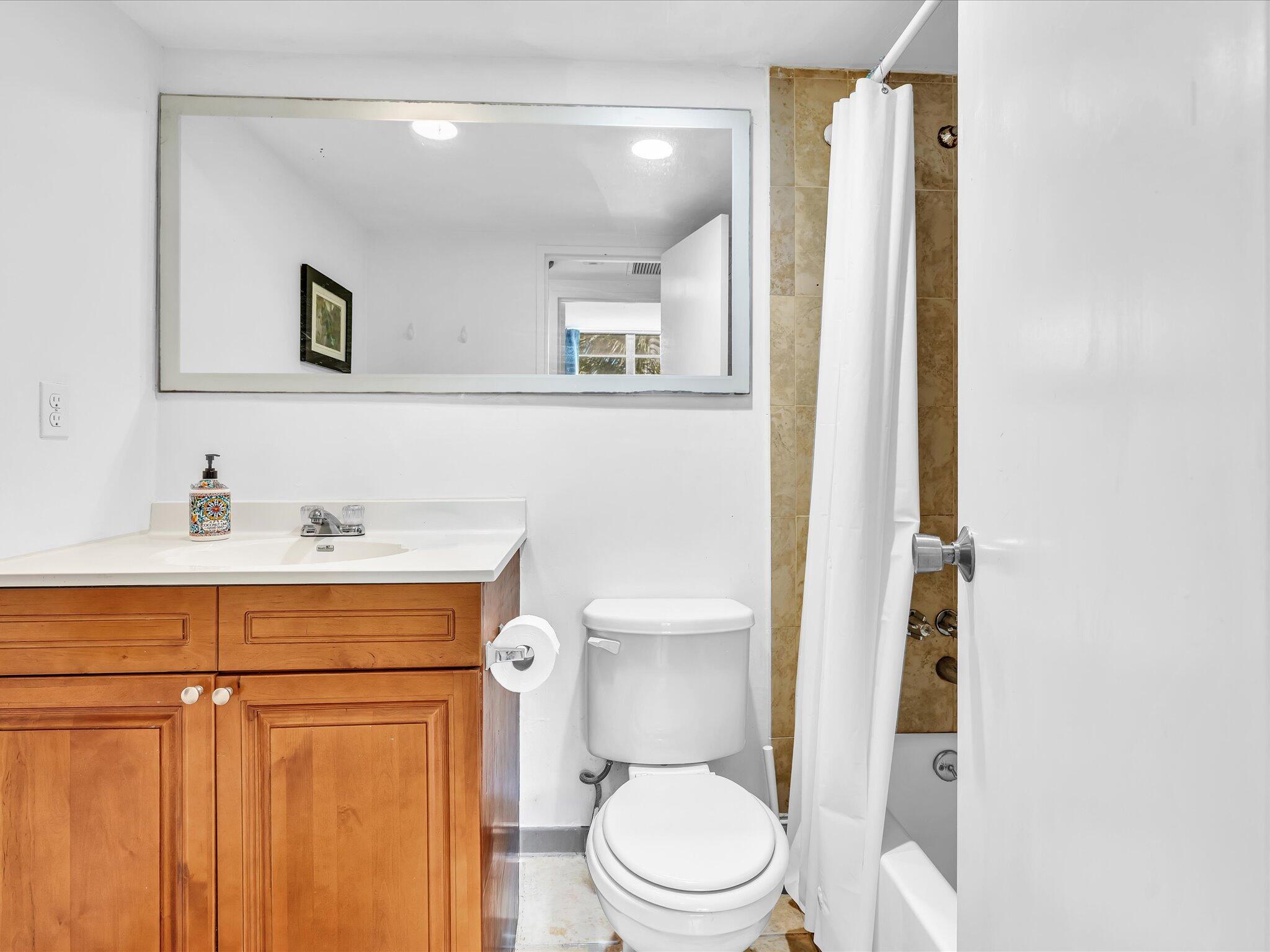 3901 S Ocean Drive 3j Property Photo 26