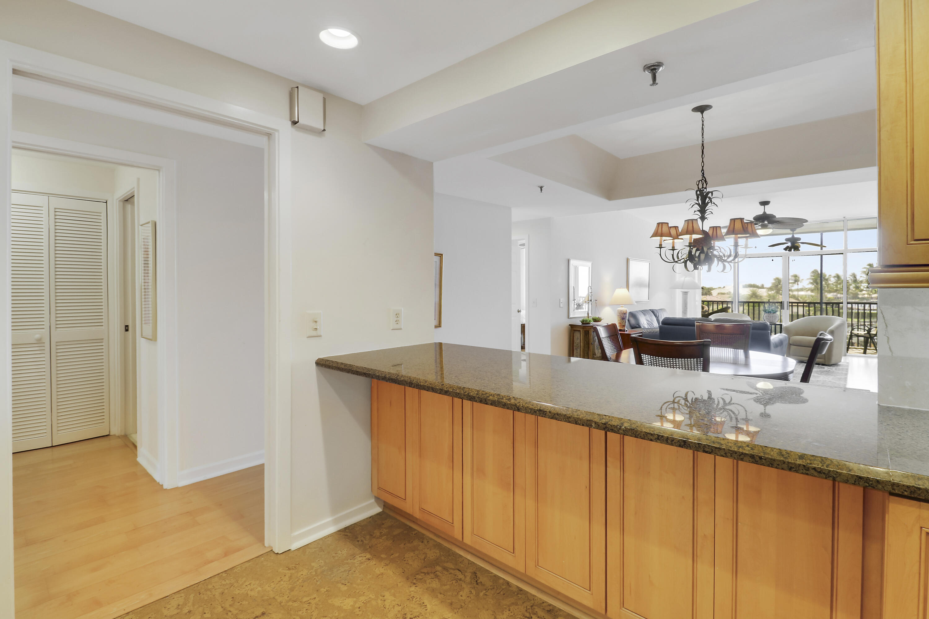 11370 Twelve Oaks Way 416 Property Photo 10