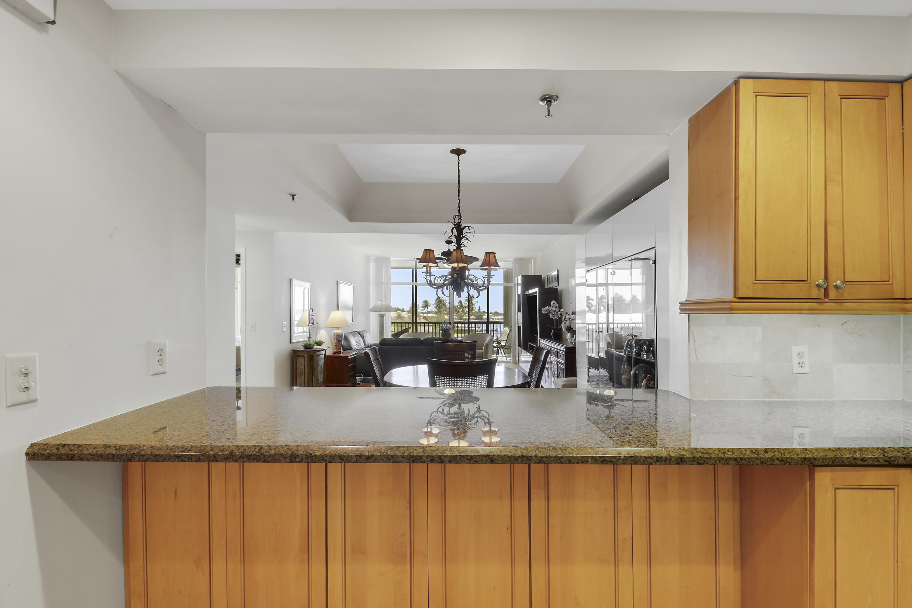 11370 Twelve Oaks Way 416 Property Photo 14