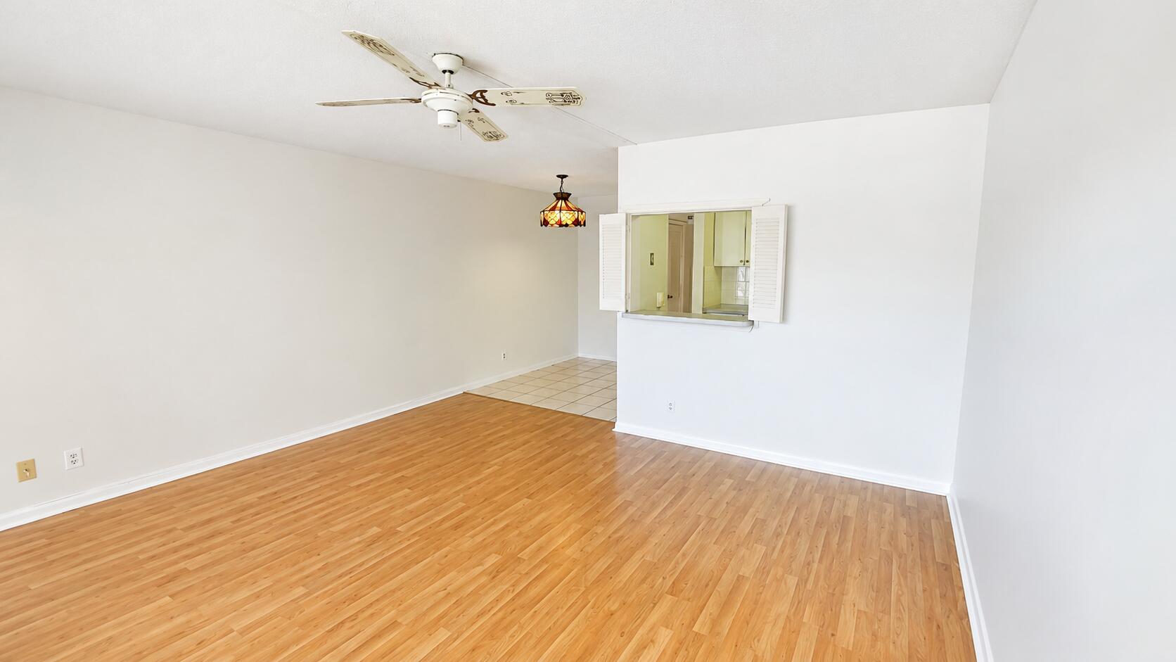 338 Camden O Property Photo 2