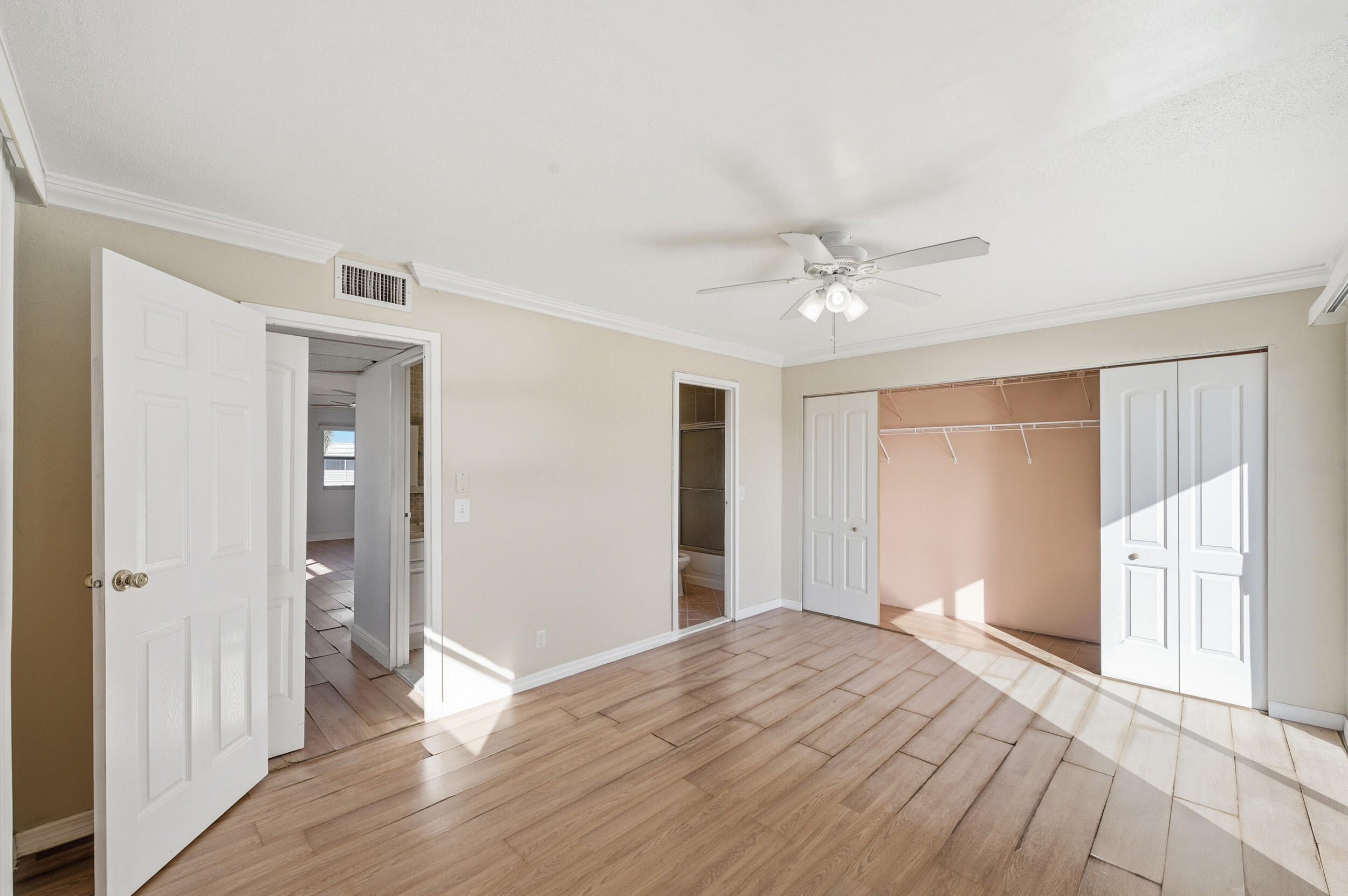 710 Monaco O Property Photo 10