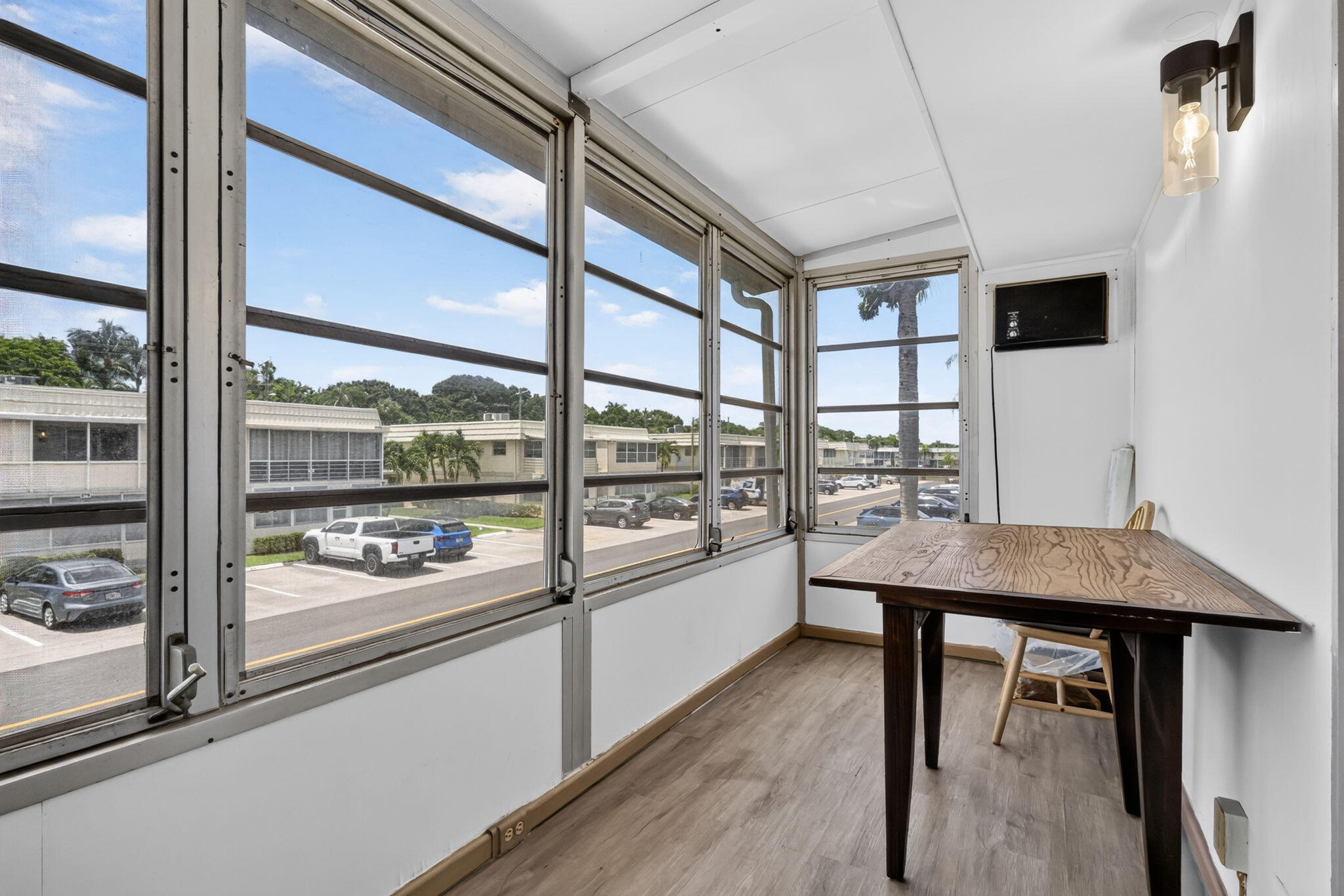 654 Saxony N Property Photo 25