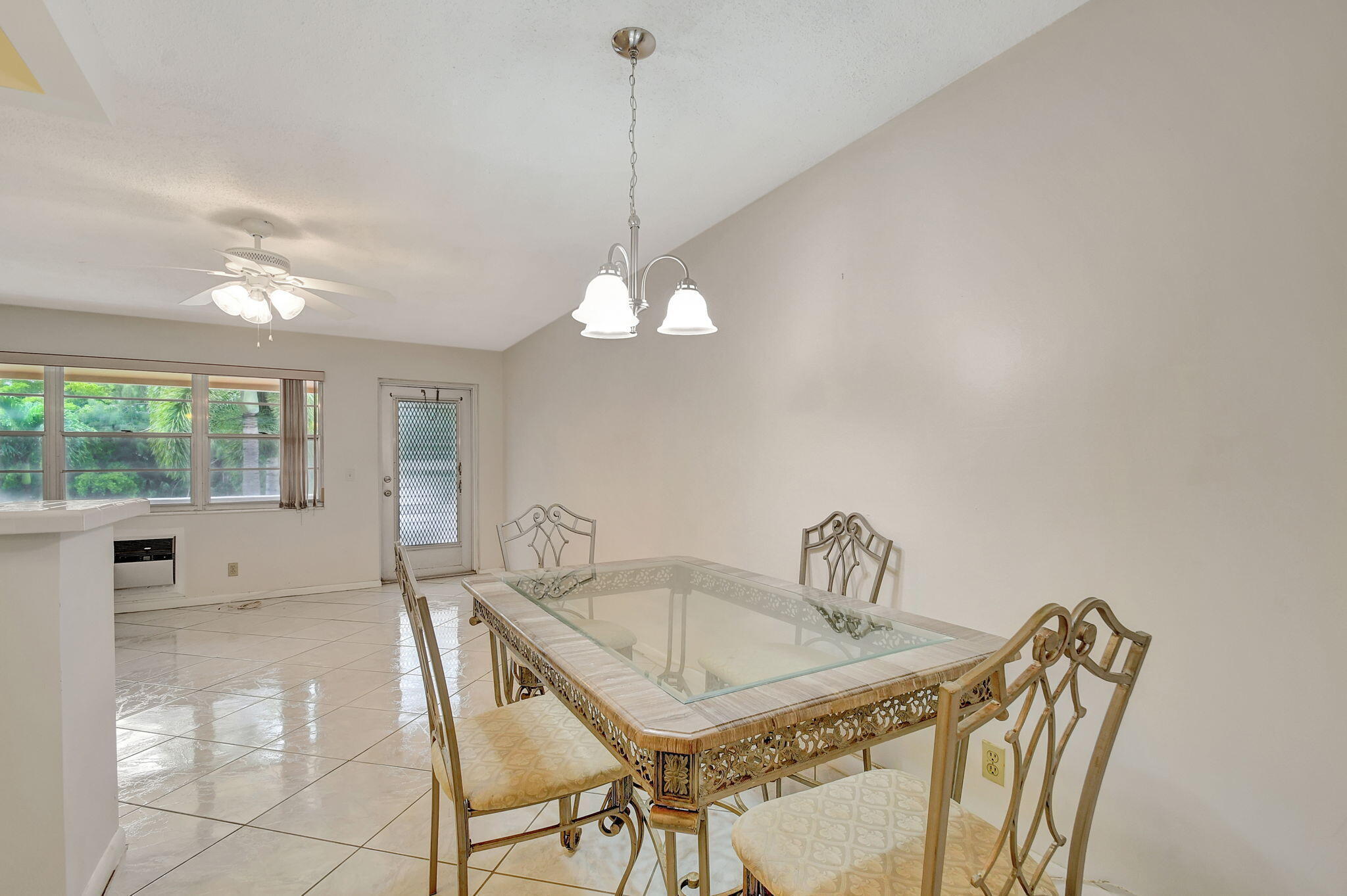 70 Camden C Property Photo 5