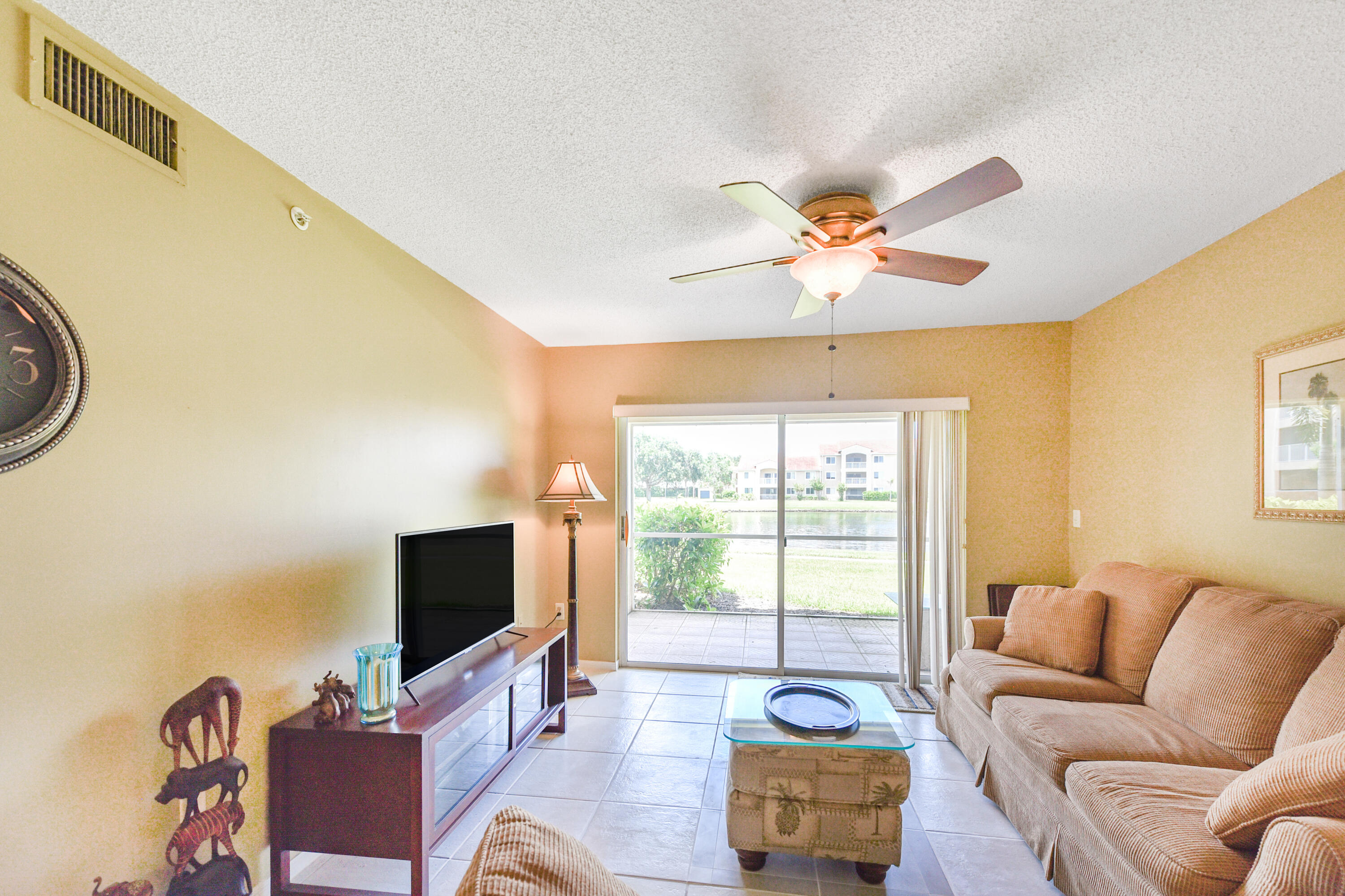 1590 S 42nd Circle 106 Property Photo 6