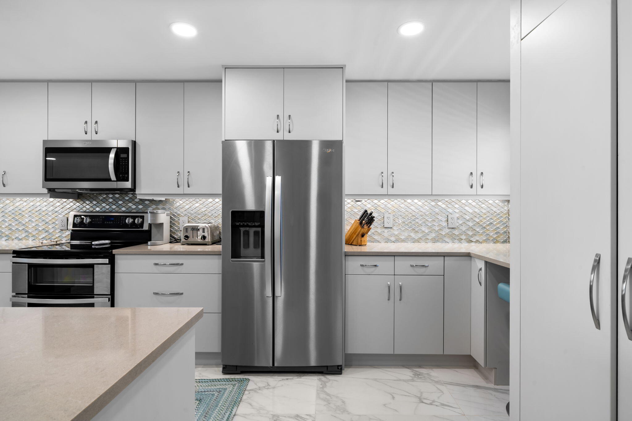511 Bayshore Drive 910 Property Photo 12