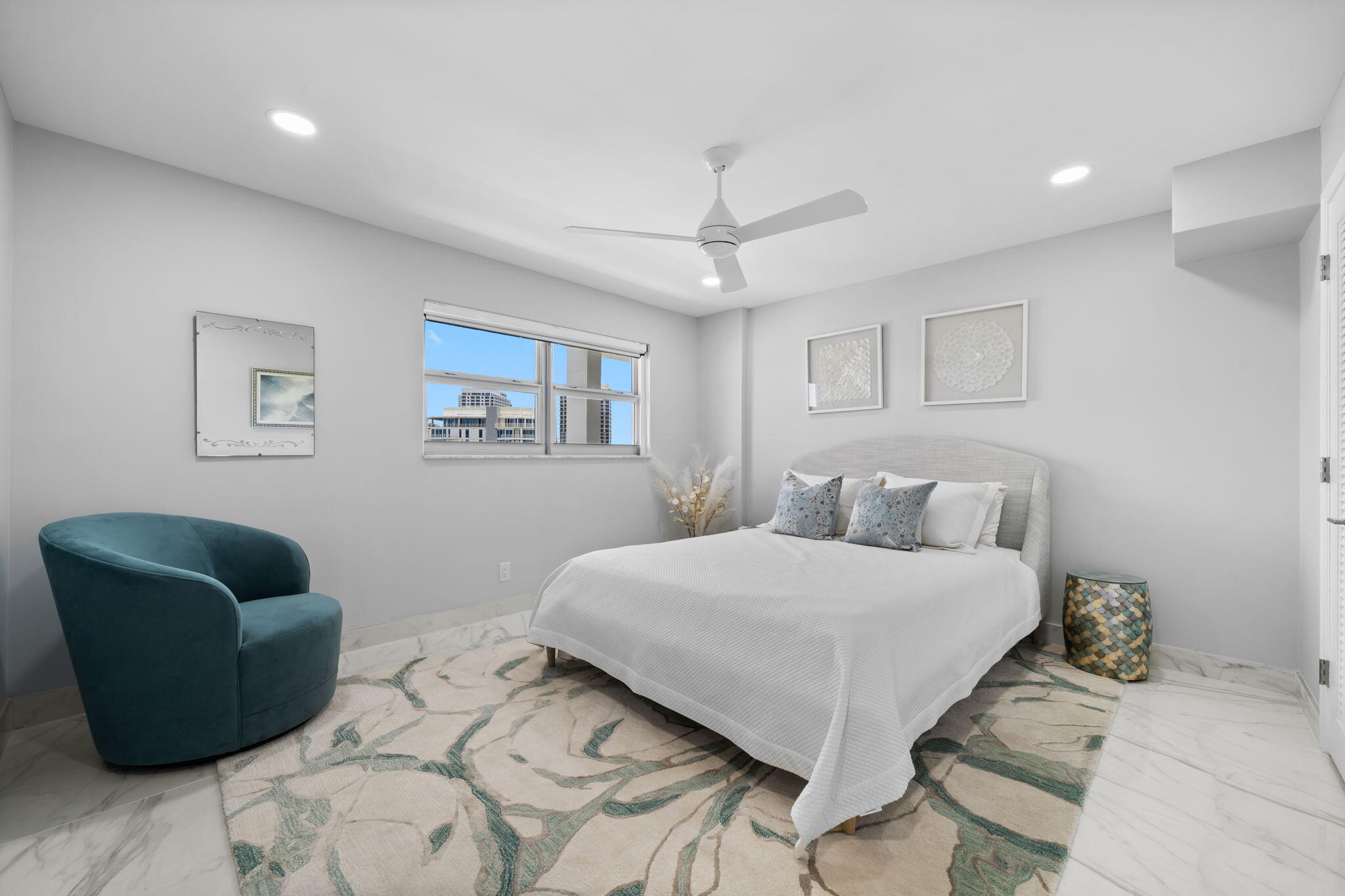 511 Bayshore Drive 910 Property Photo 17