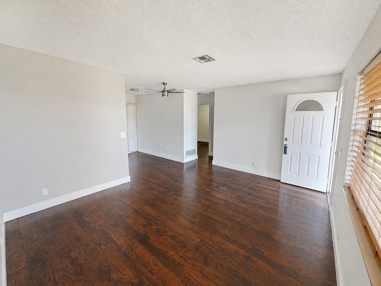 2821 Duke Lane Property Photo 8