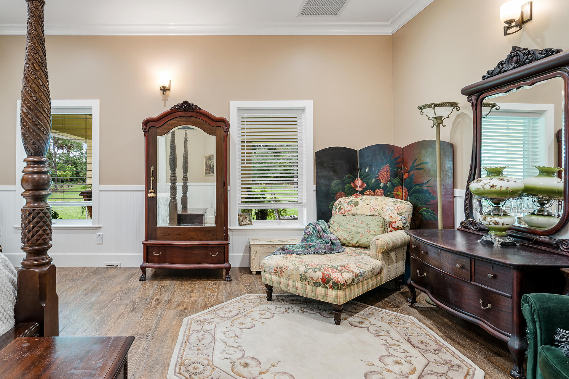 6624 Dillman Road Property Photo 30