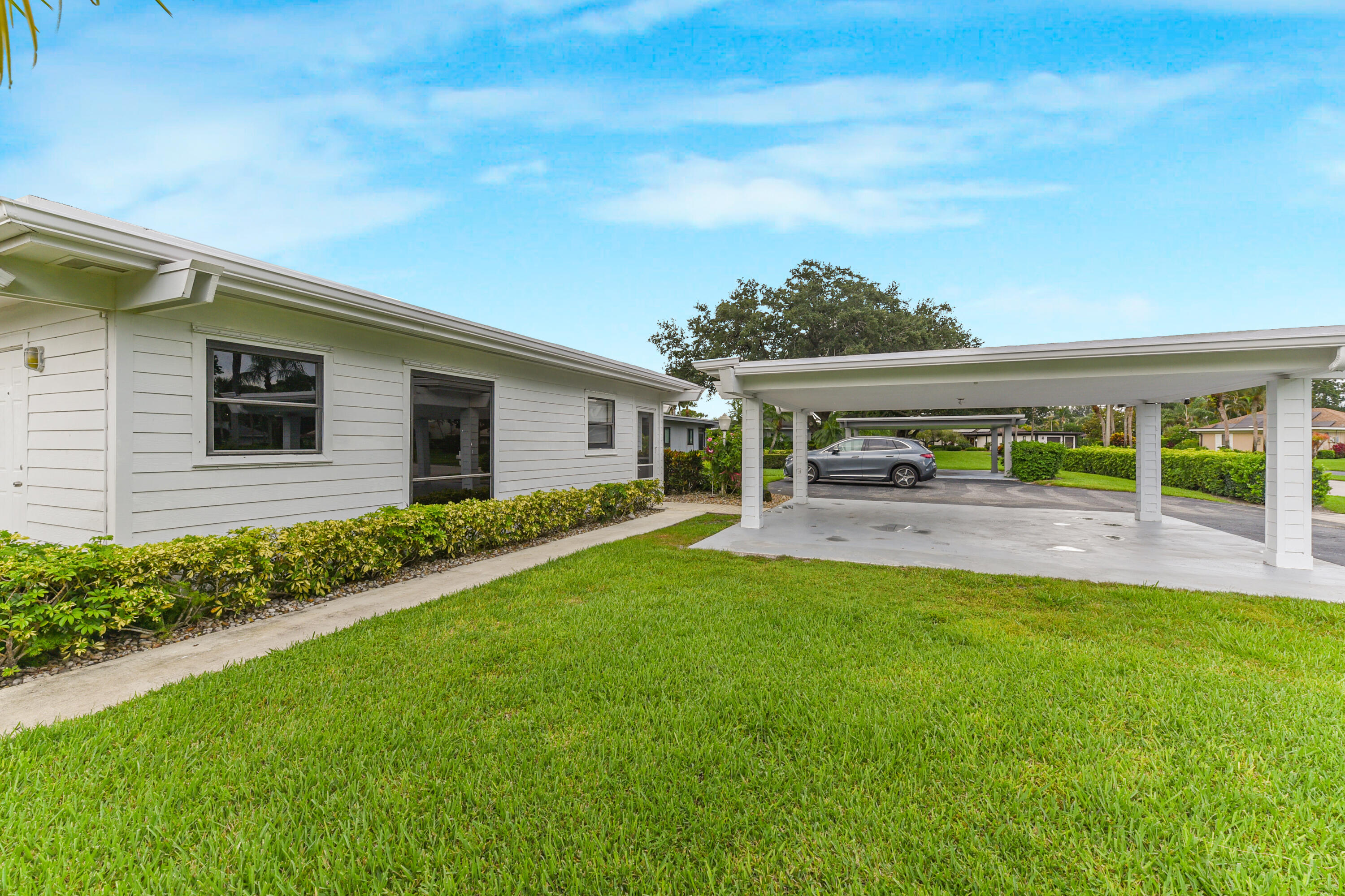 13867 Eastpointe Way Property Photo 4
