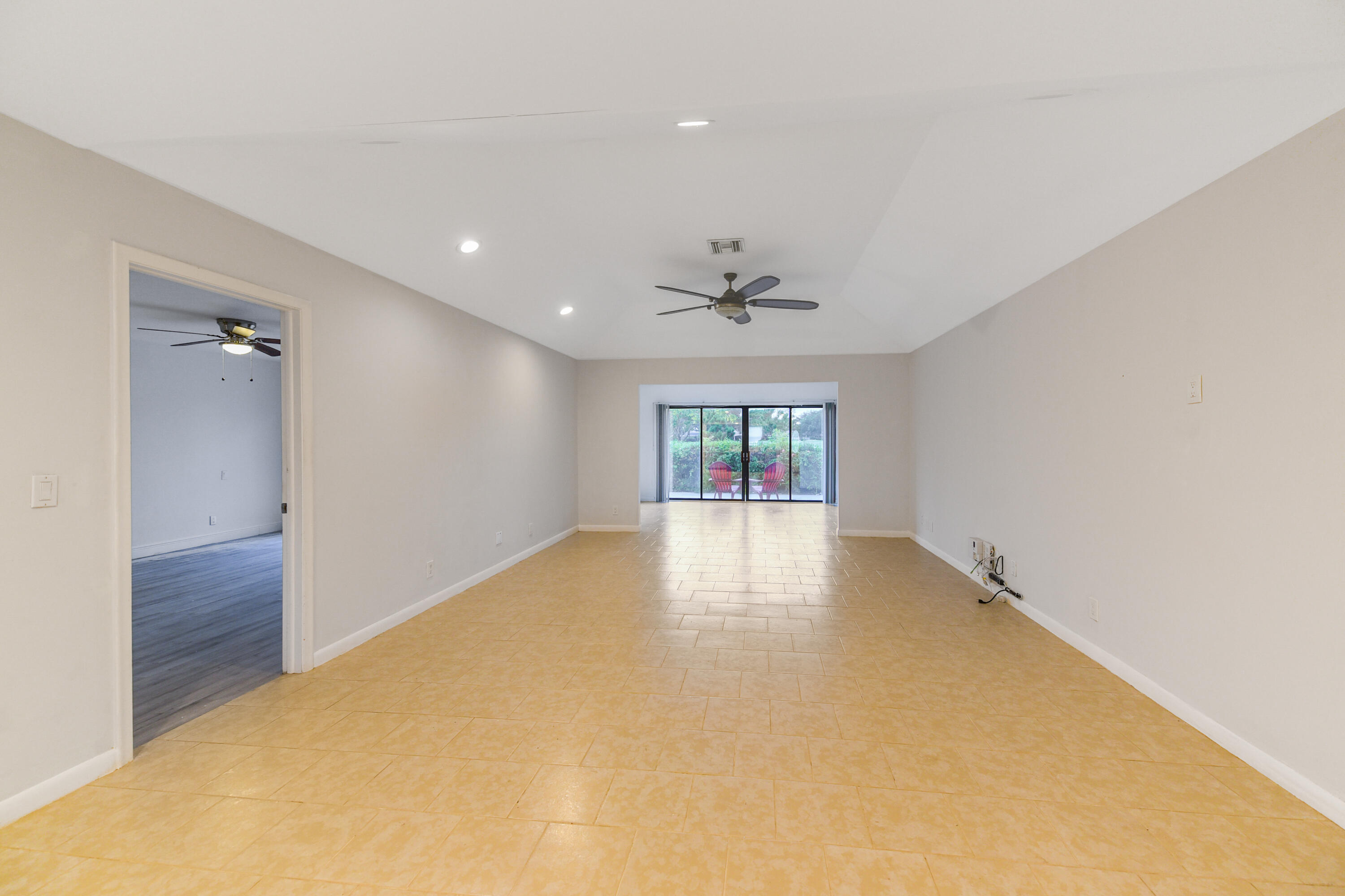 13867 Eastpointe Way Property Photo 11