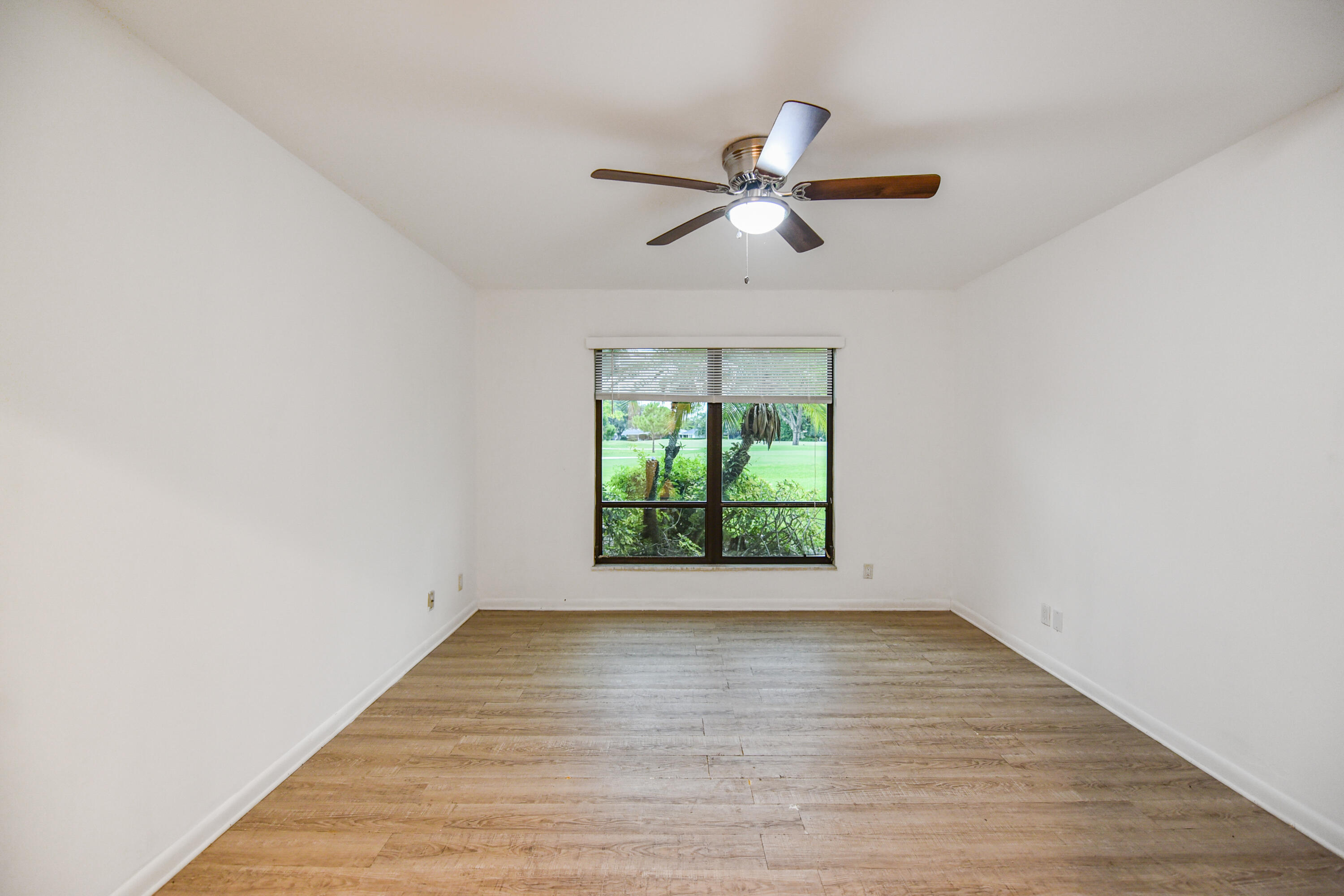 13867 Eastpointe Way Property Photo 23
