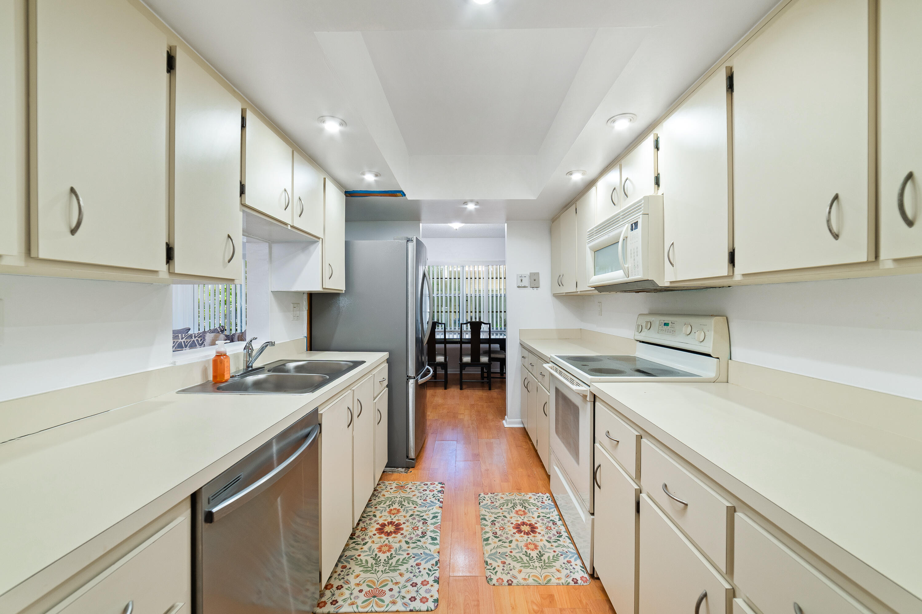 8968 W Sample Road 101 Property Photo 10