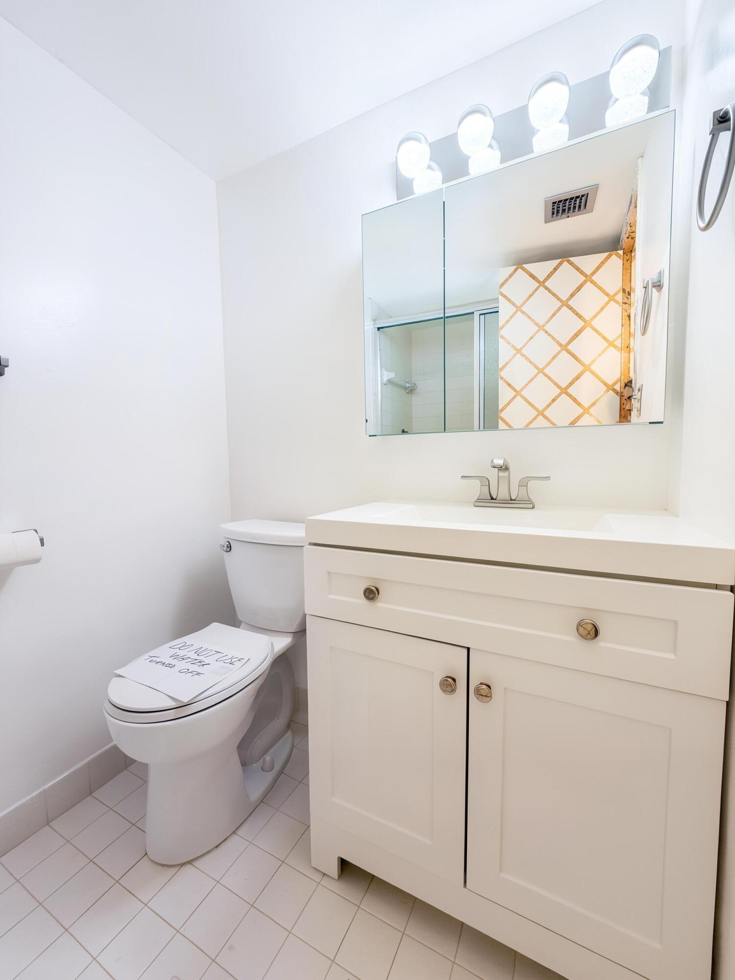3930 Inverrary Boulevard 303 Property Photo 25