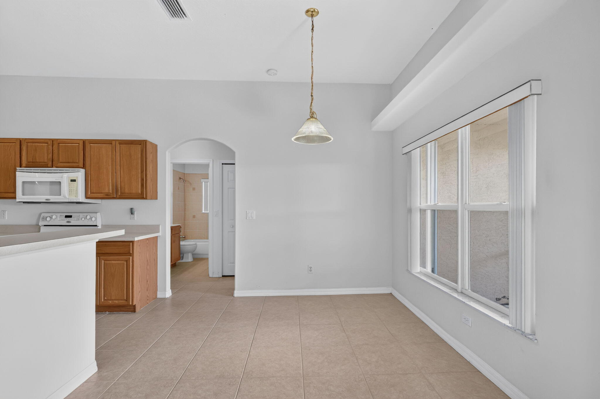 8253 Sand Pine Circle Property Photo 14