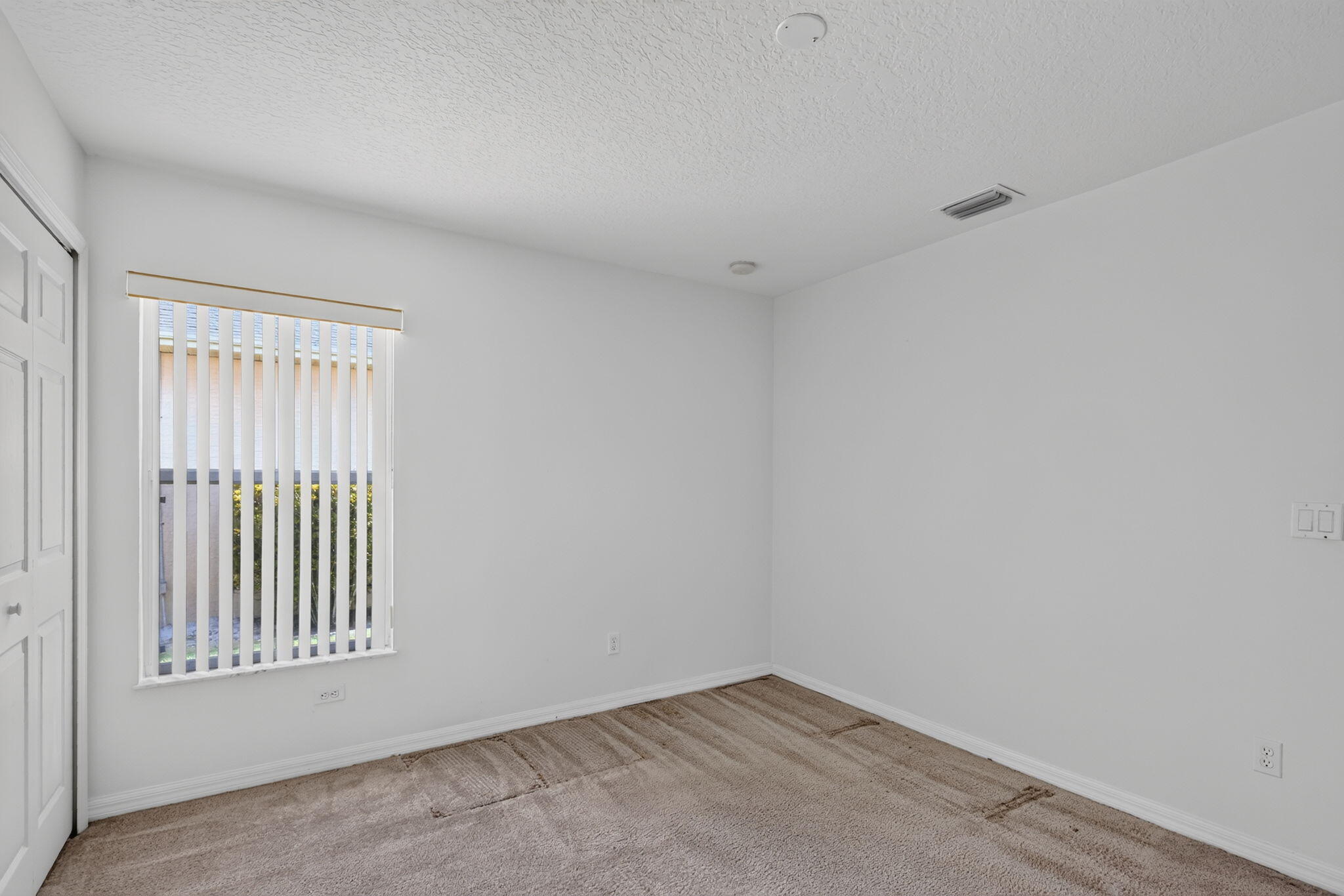8253 Sand Pine Circle Property Photo 28