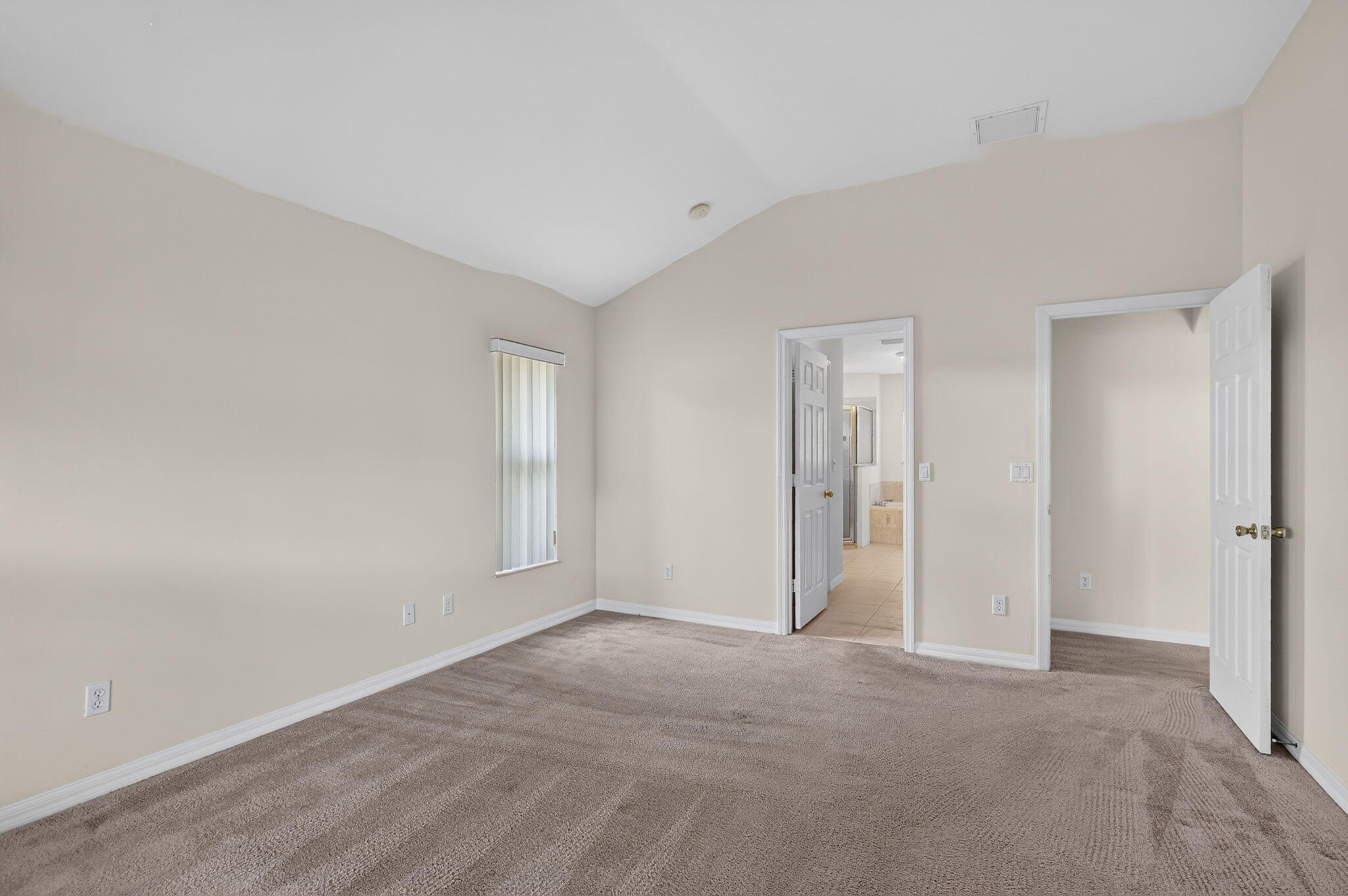 8253 Sand Pine Circle Property Photo 33