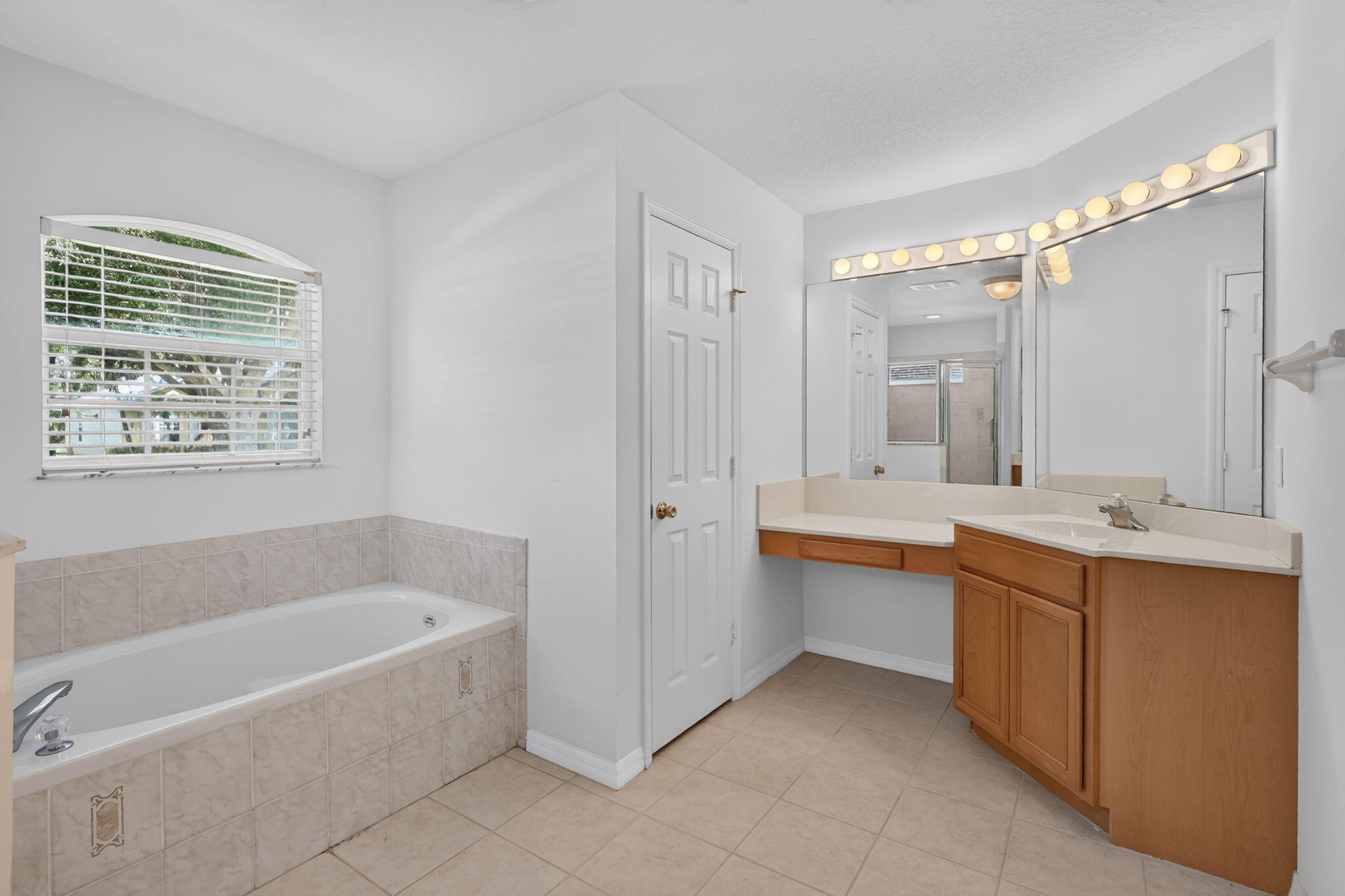 8253 Sand Pine Circle Property Photo 36