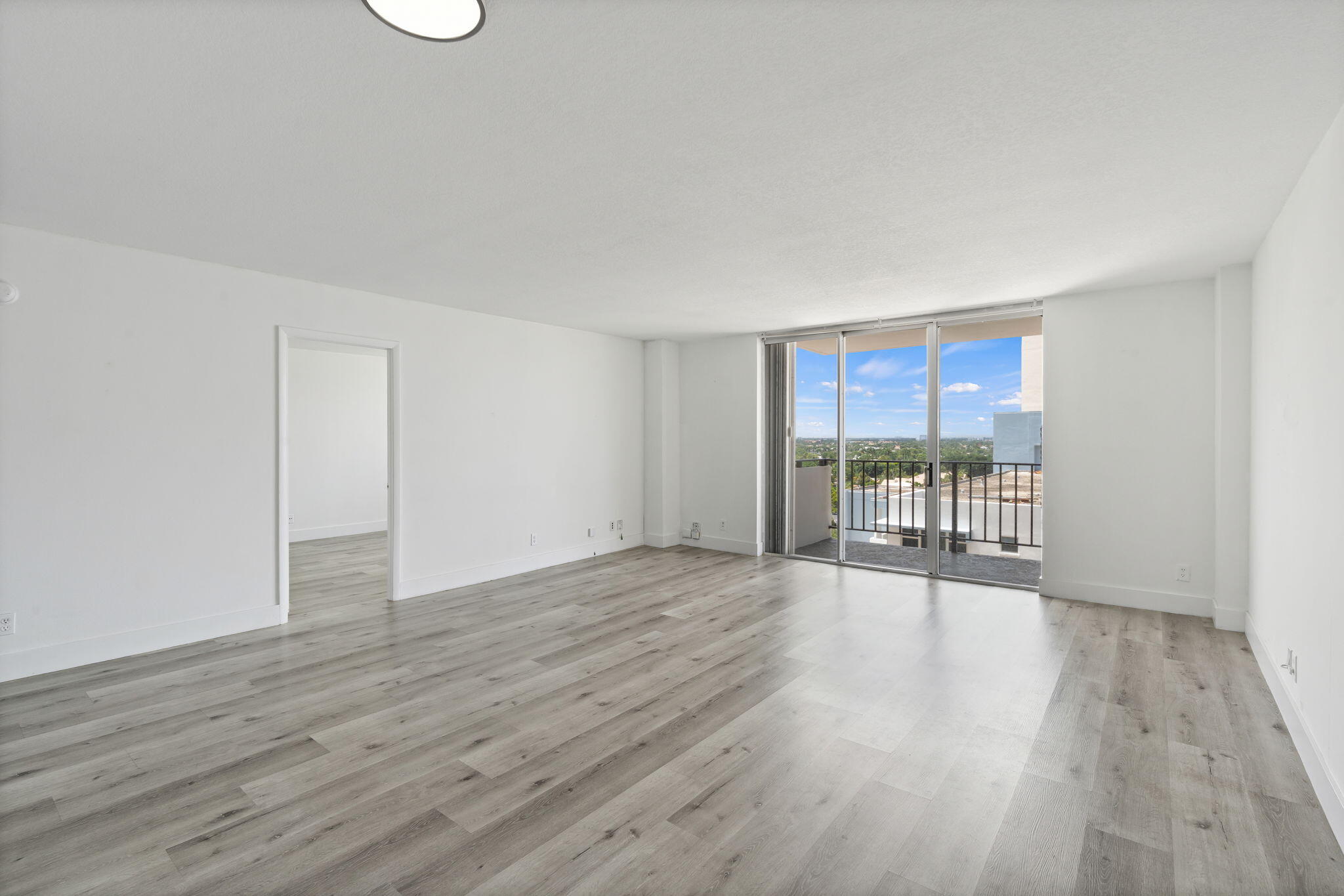 1900 S Ocean Boulevard 10j Property Photo 5