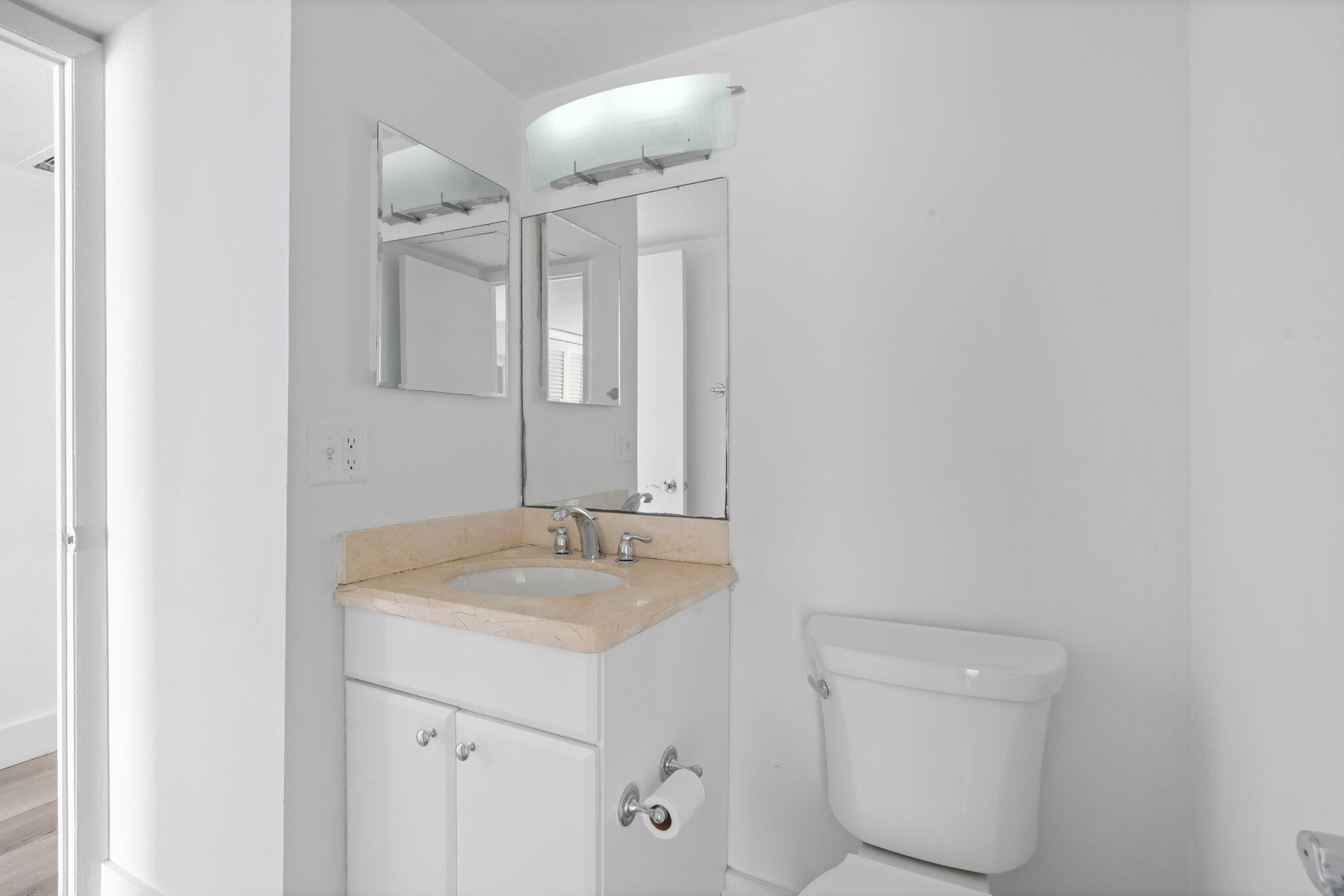 1900 S Ocean Boulevard 10j Property Photo 17