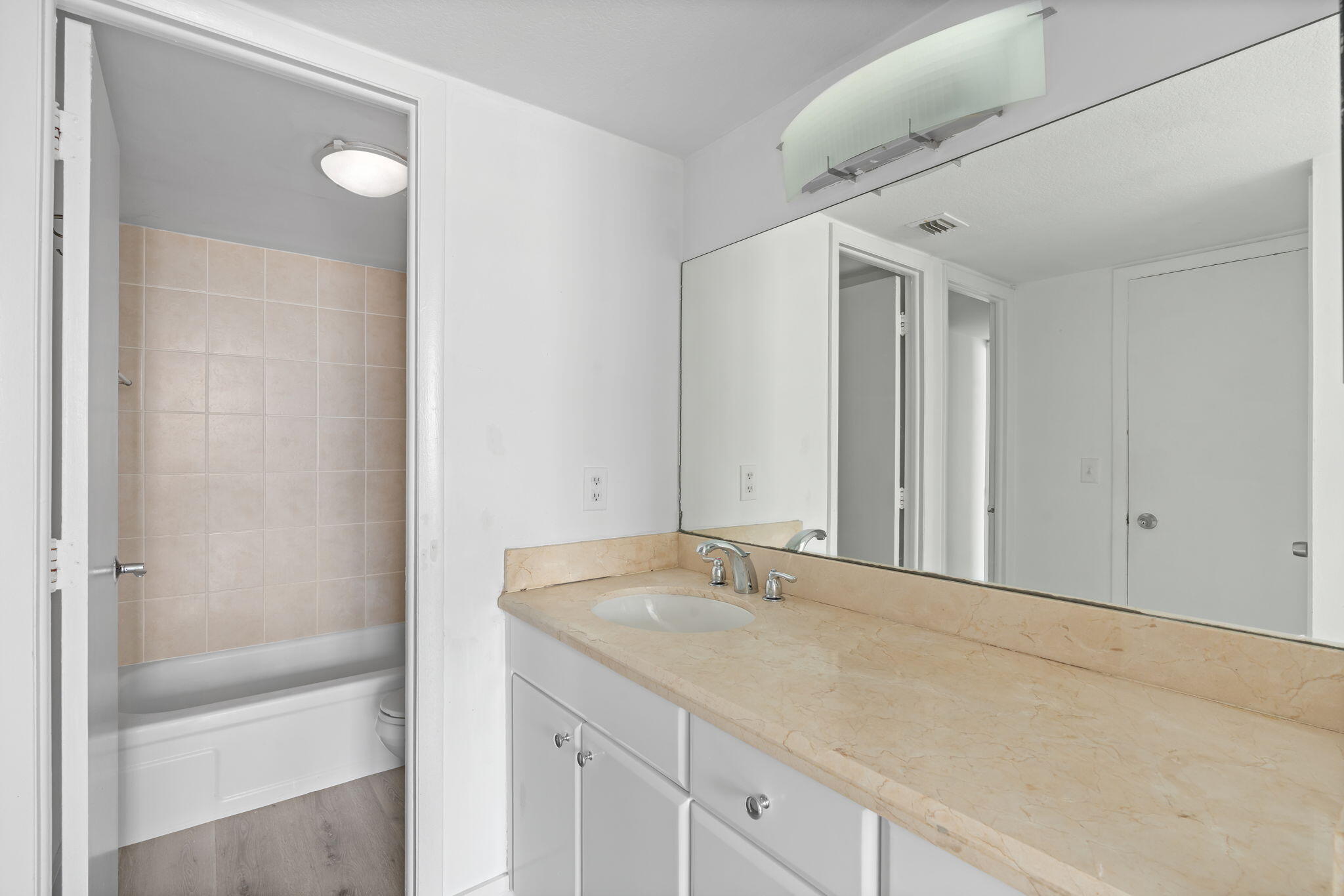 1900 S Ocean Boulevard 10j Property Photo 22