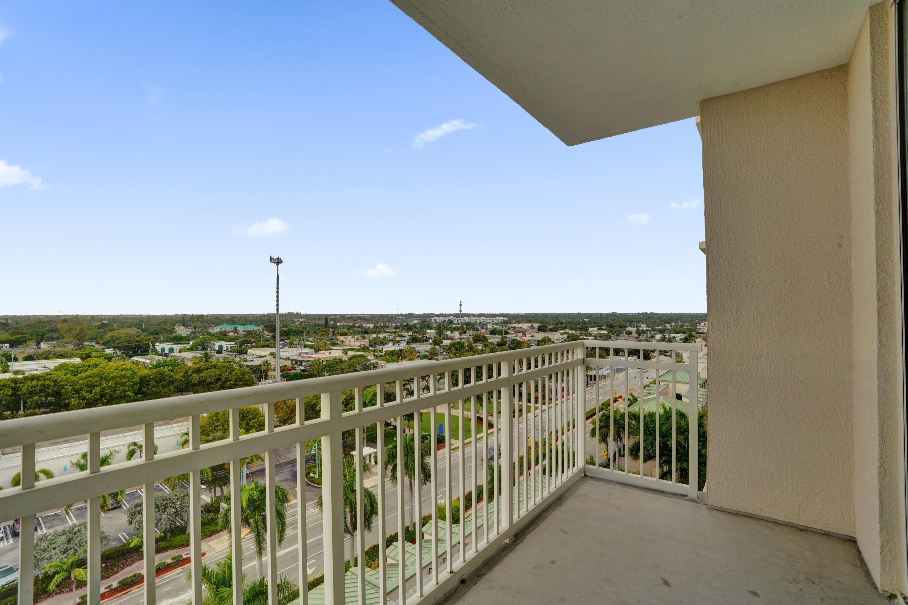 350 N Federal Highway 903 Property Photo 23
