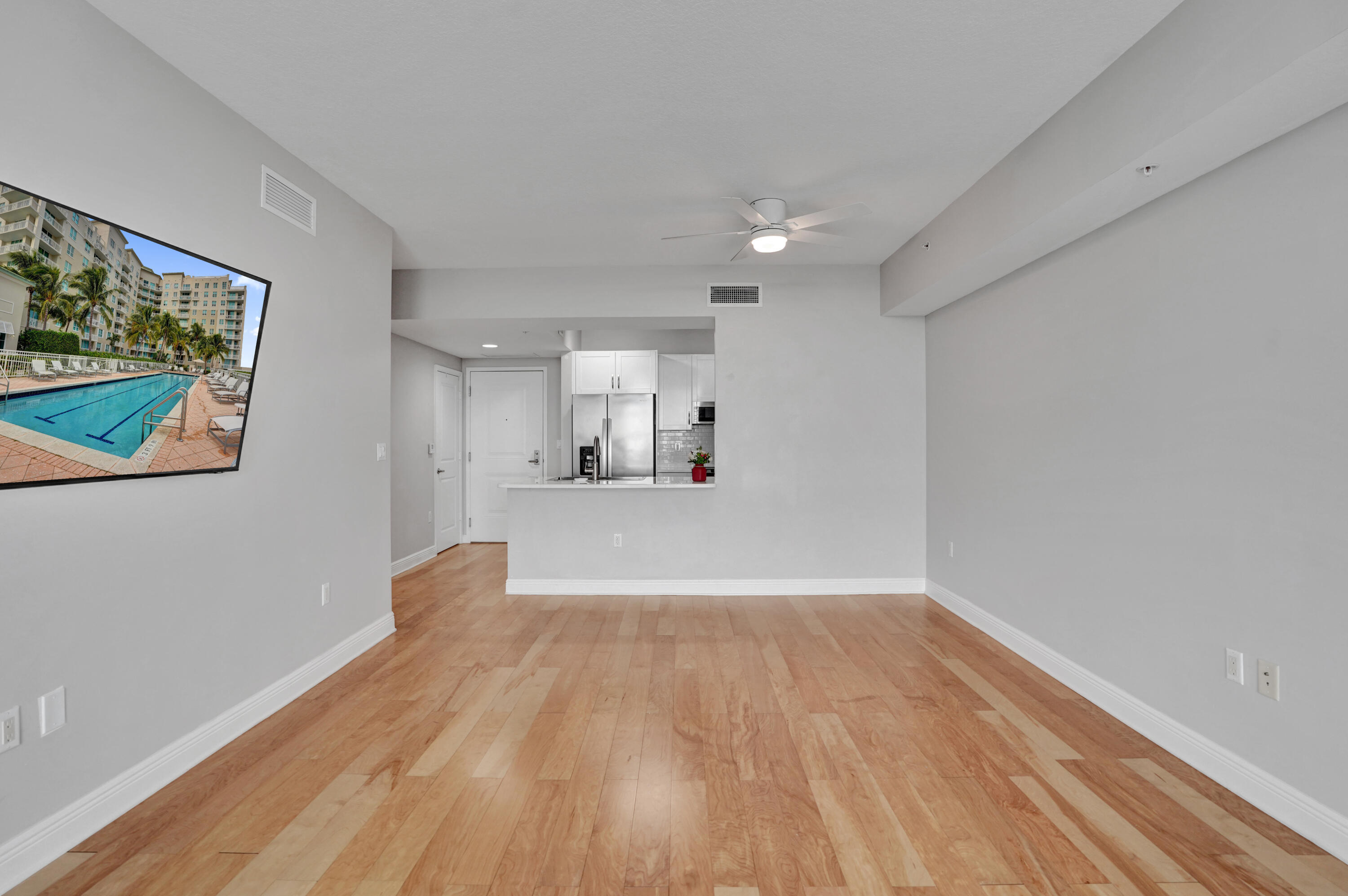 350 N Federal Highway 903 Property Photo 24