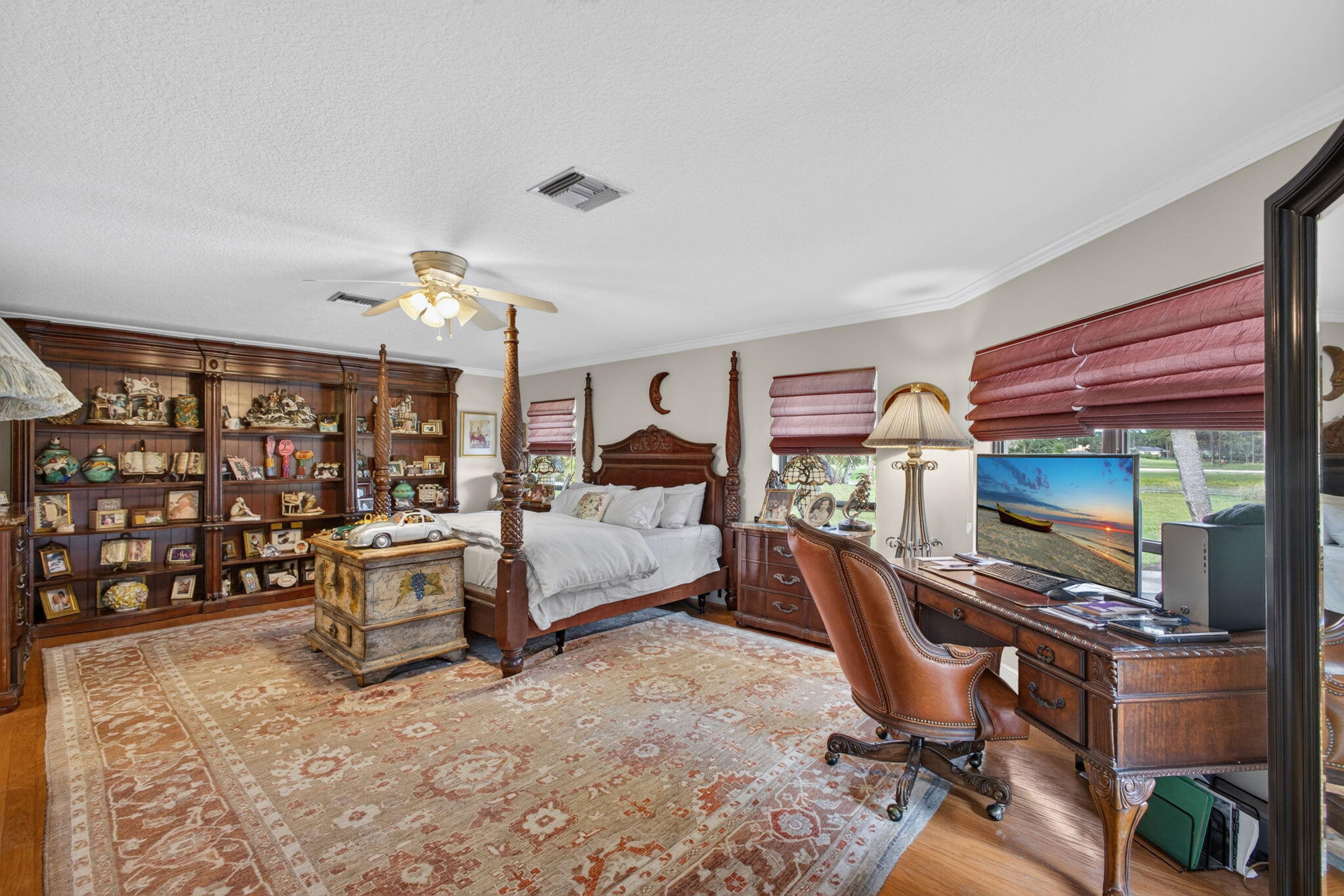 11866 Keswick Way Property Photo 31