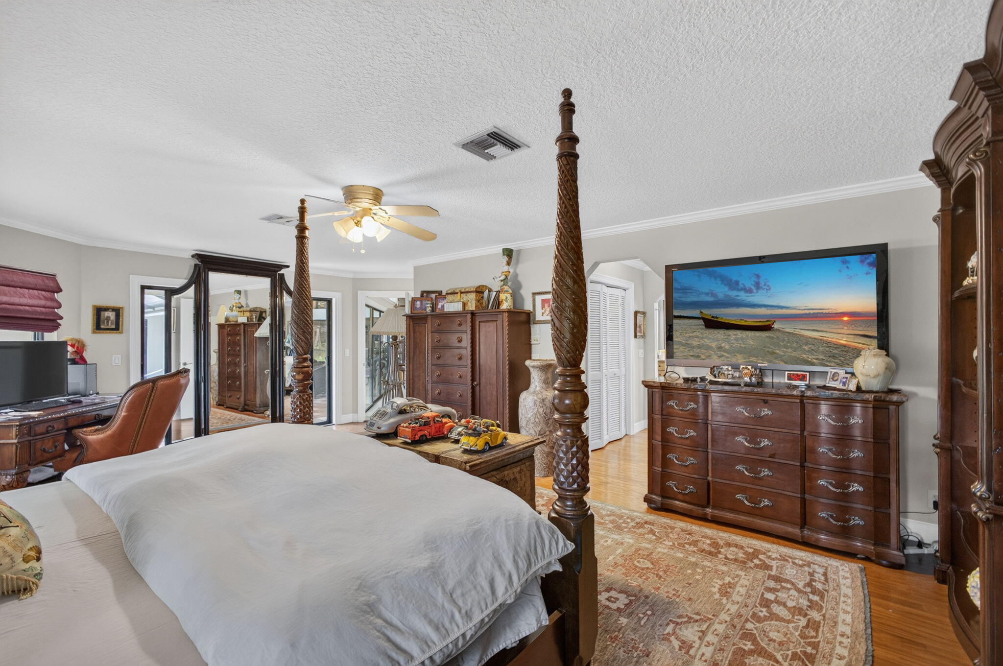 11866 Keswick Way Property Photo 32