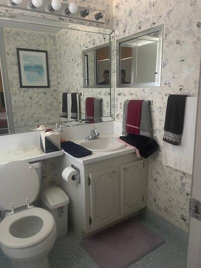 322 Windsor N 322 Property Photo 11