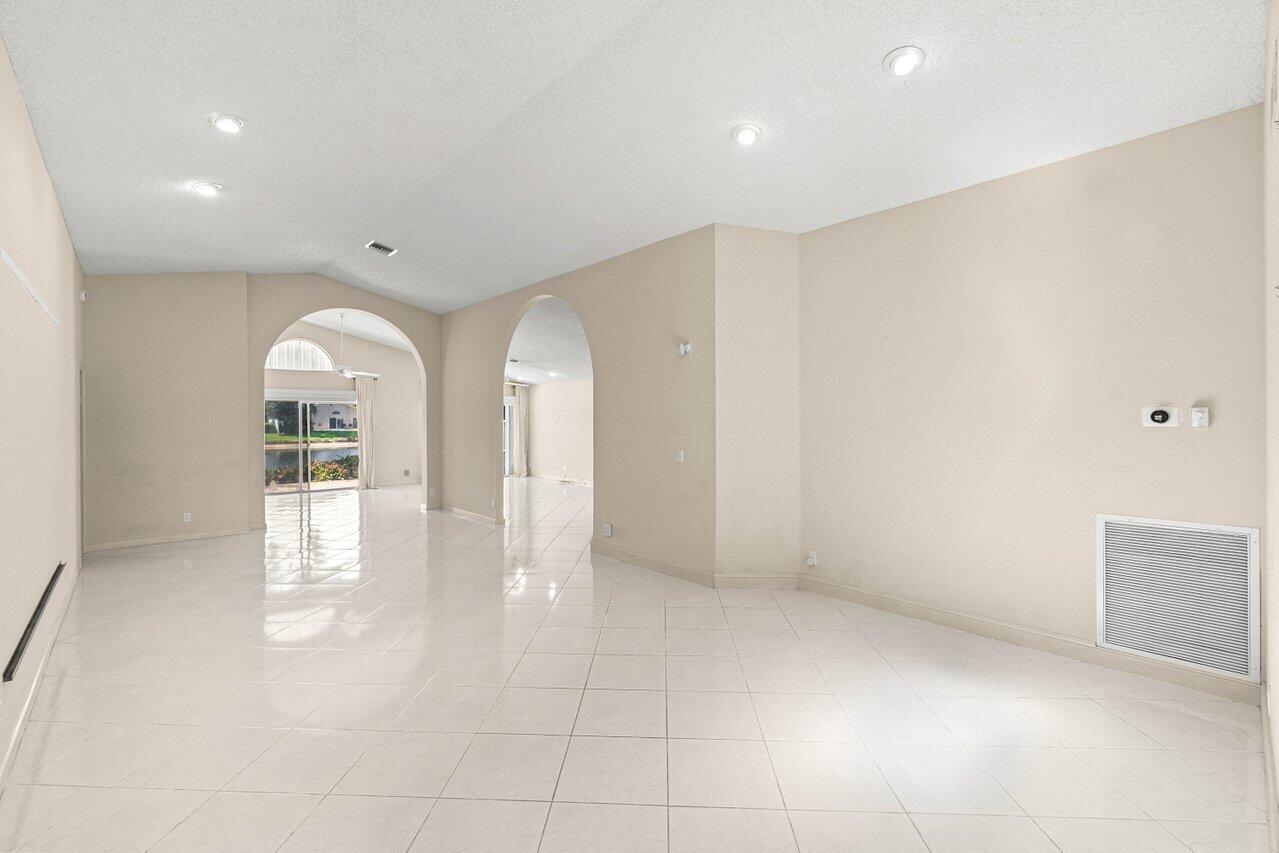 9763 Harbour Lake Circle S Property Photo 9