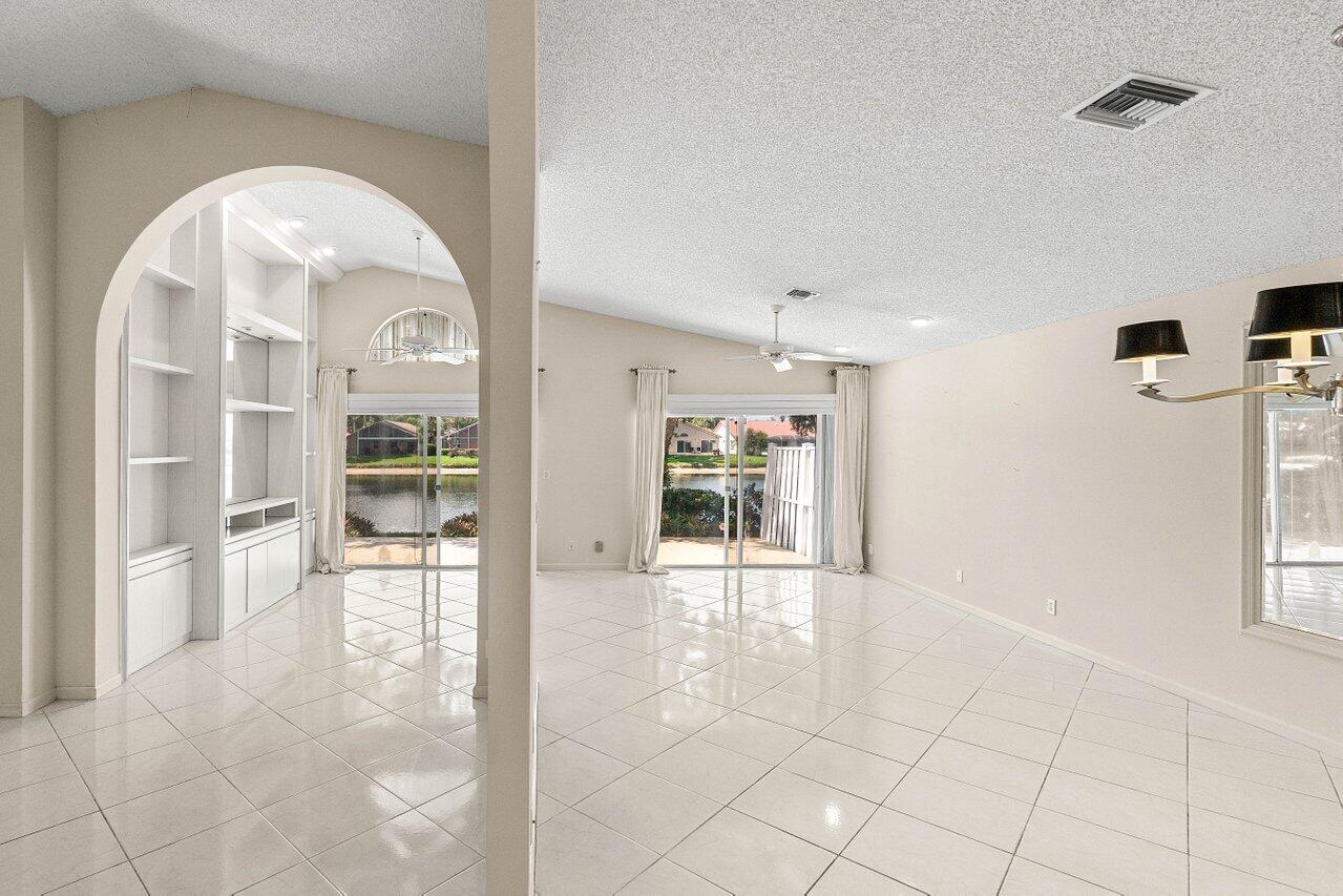9763 Harbour Lake Circle S Property Photo 12