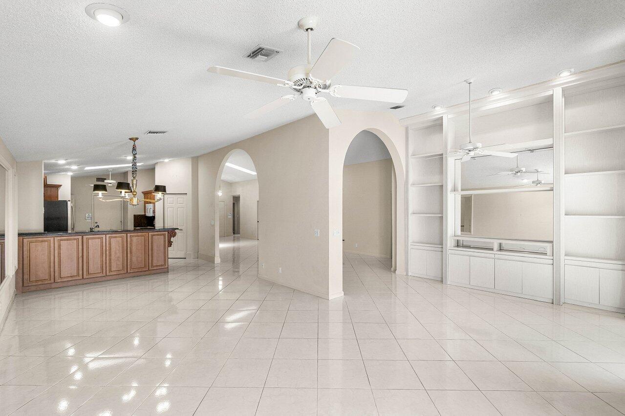 9763 Harbour Lake Circle S Property Photo 16
