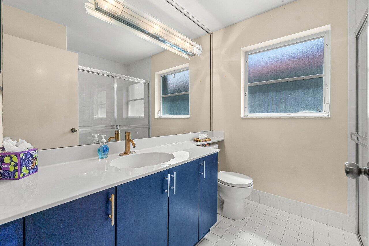 9763 Harbour Lake Circle S Property Photo 28