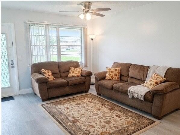25 Upminster B 25 Property Photo 2