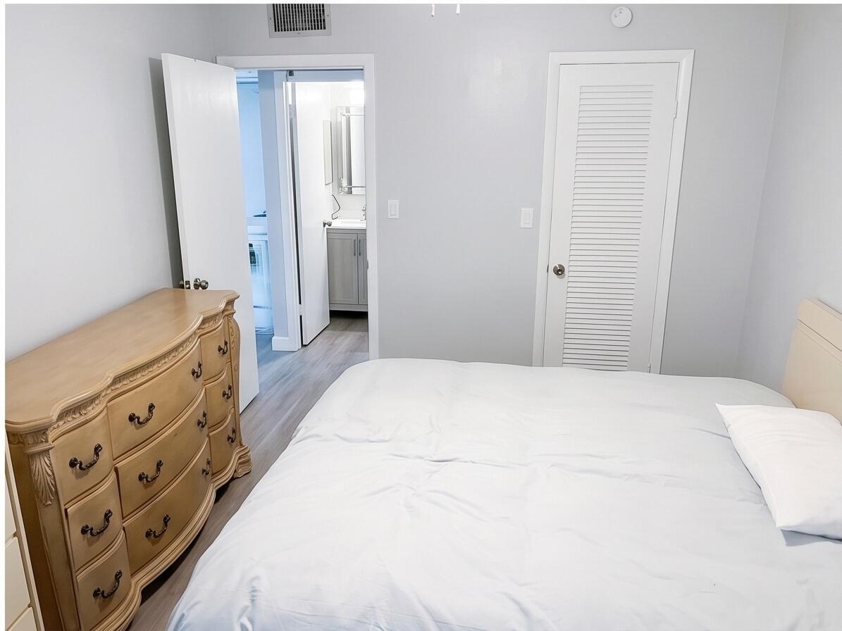 25 Upminster B 25 Property Photo 8