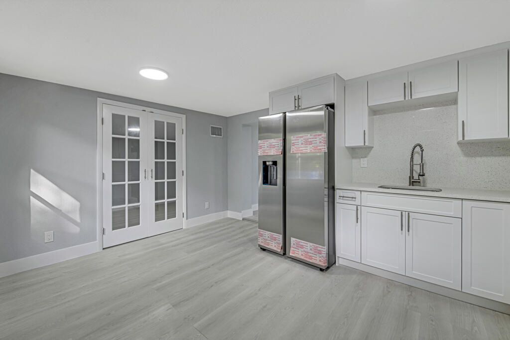 12063 Acapulco Avenue Property Photo 32