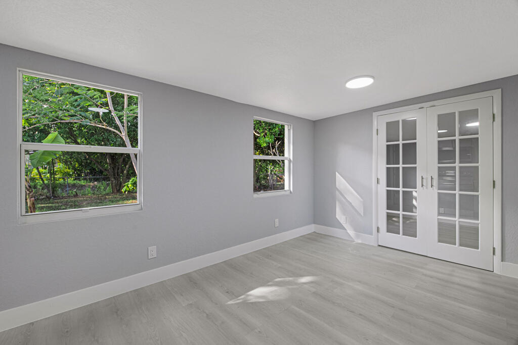 12063 Acapulco Avenue Property Photo 34