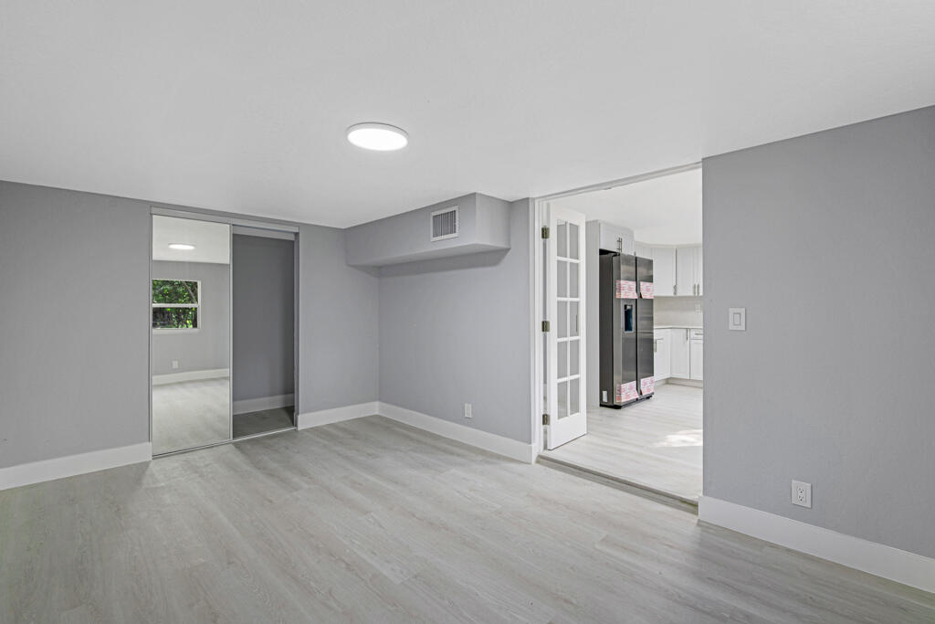 12063 Acapulco Avenue Property Photo 38