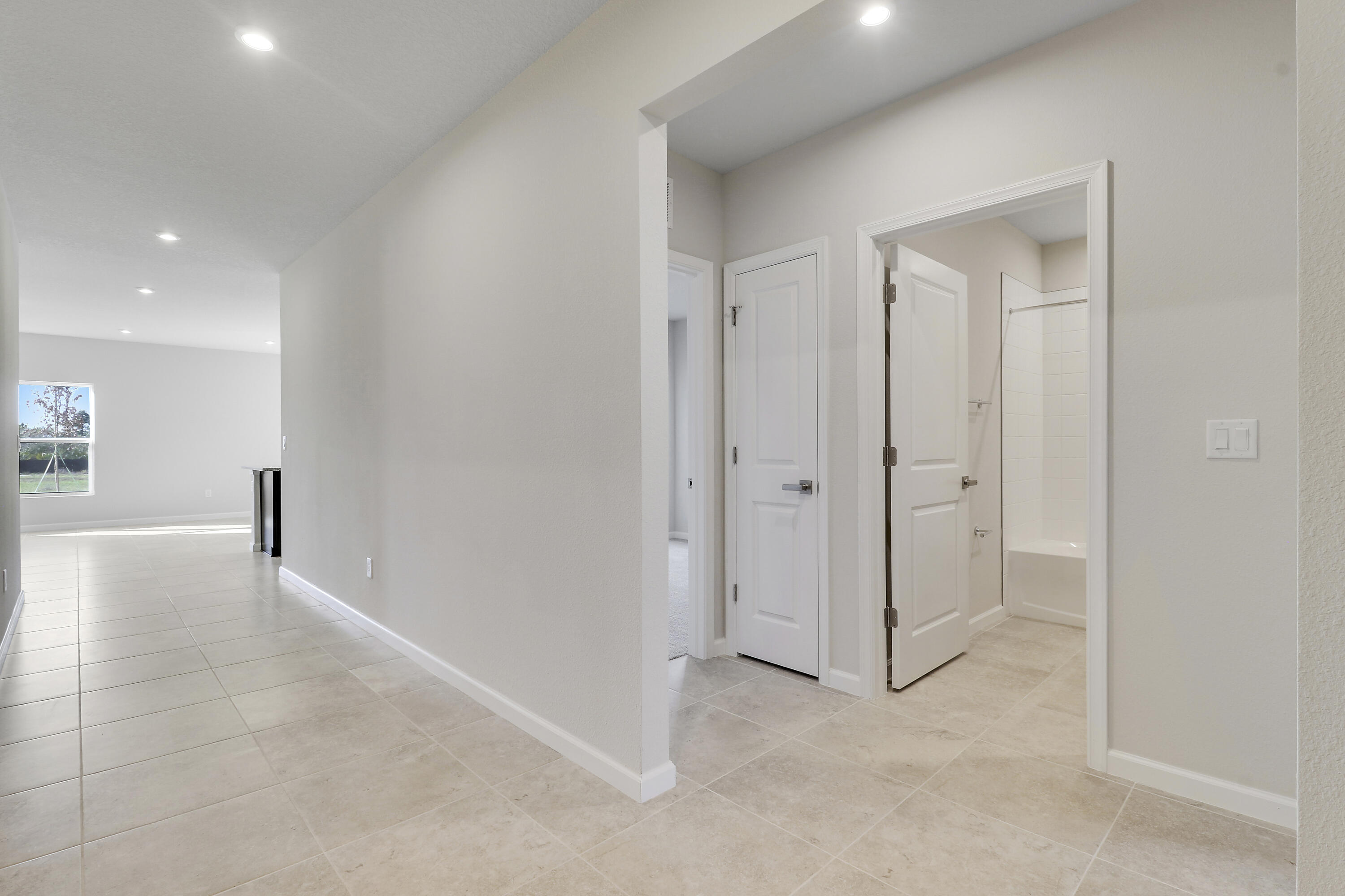 15404 Sw American Street Property Photo 20