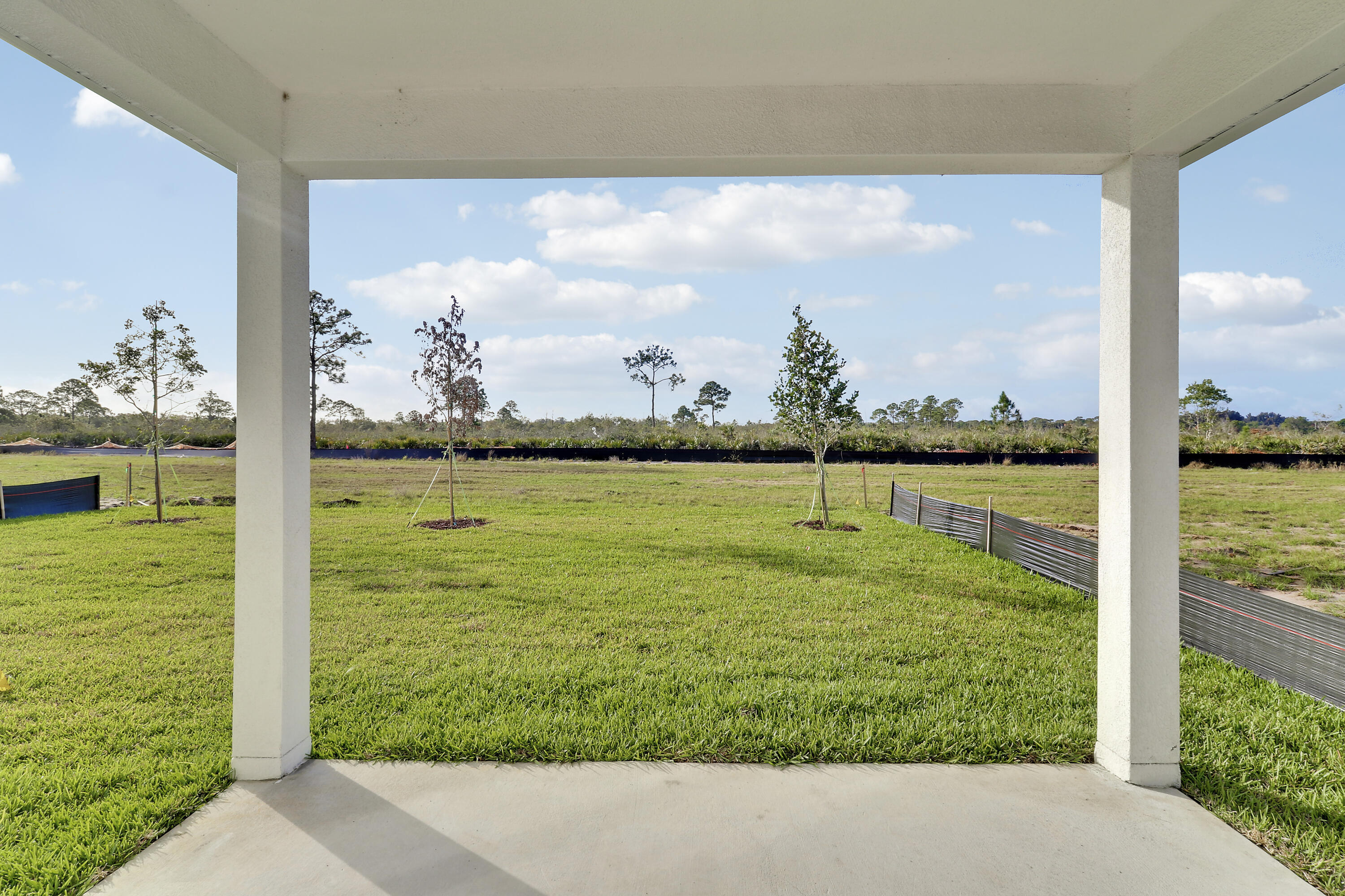 15404 Sw American Street Property Photo 34
