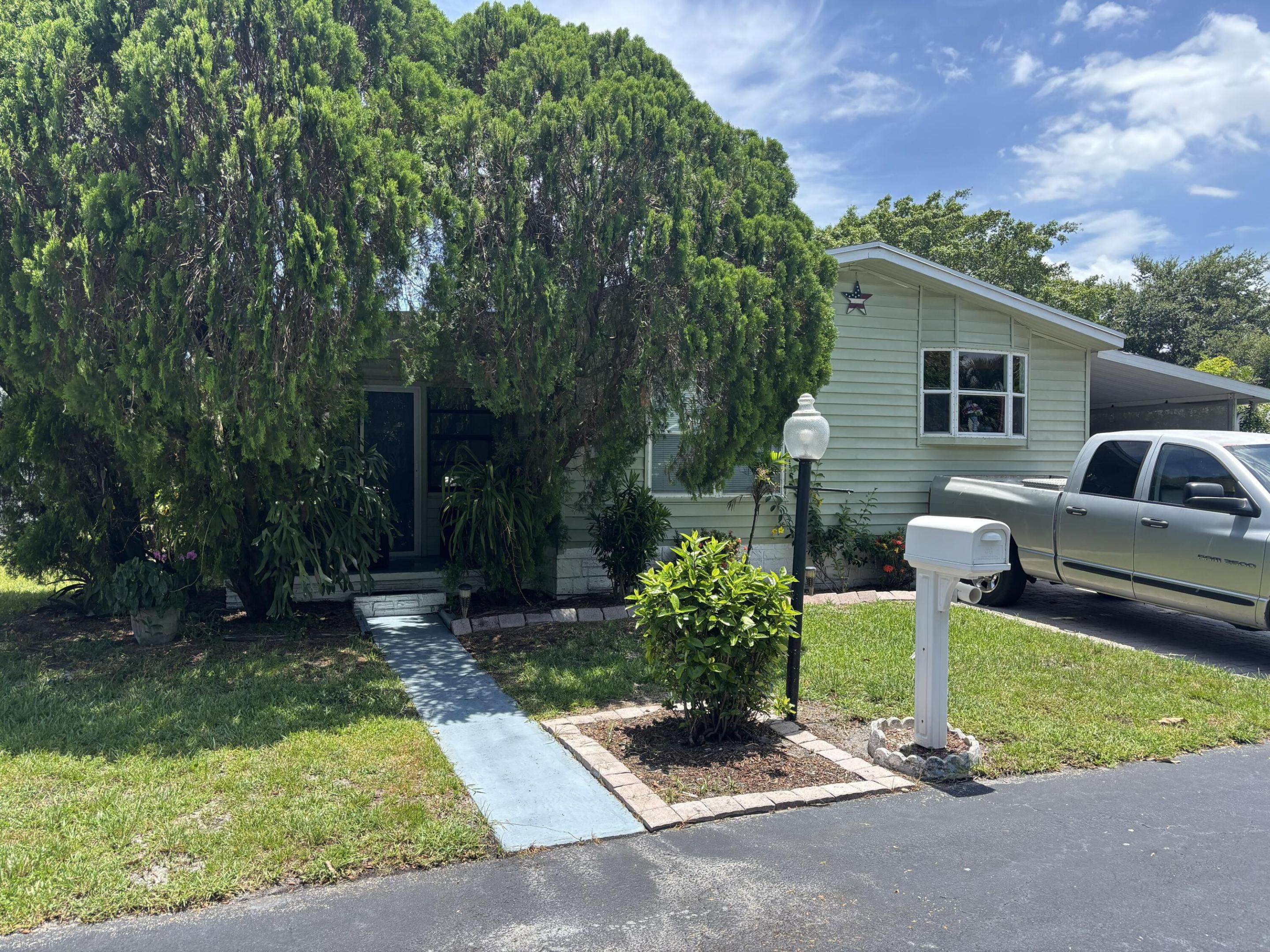 4520 Nw 68th Place Property Photo 1