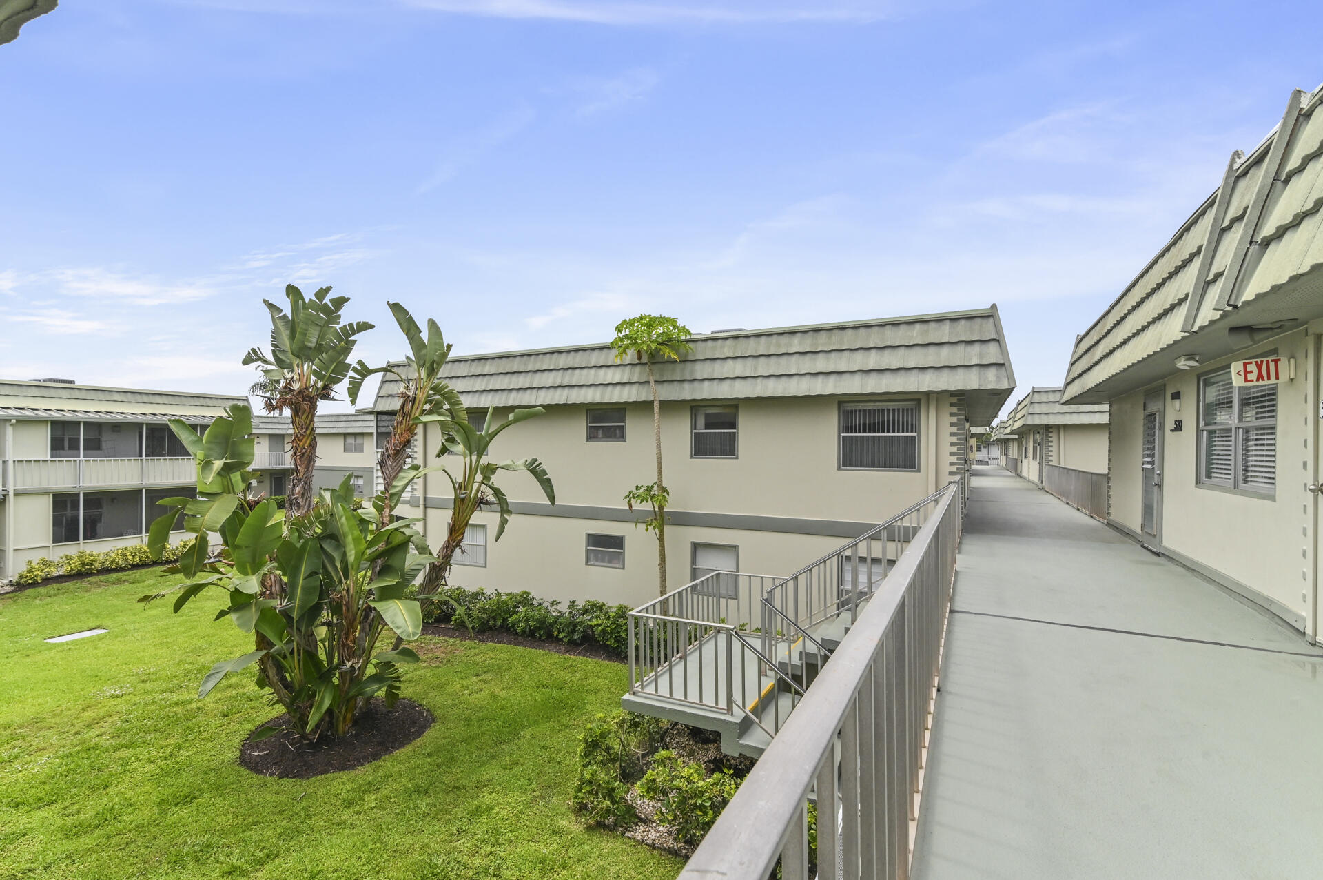 520 Monaco K Property Photo 1